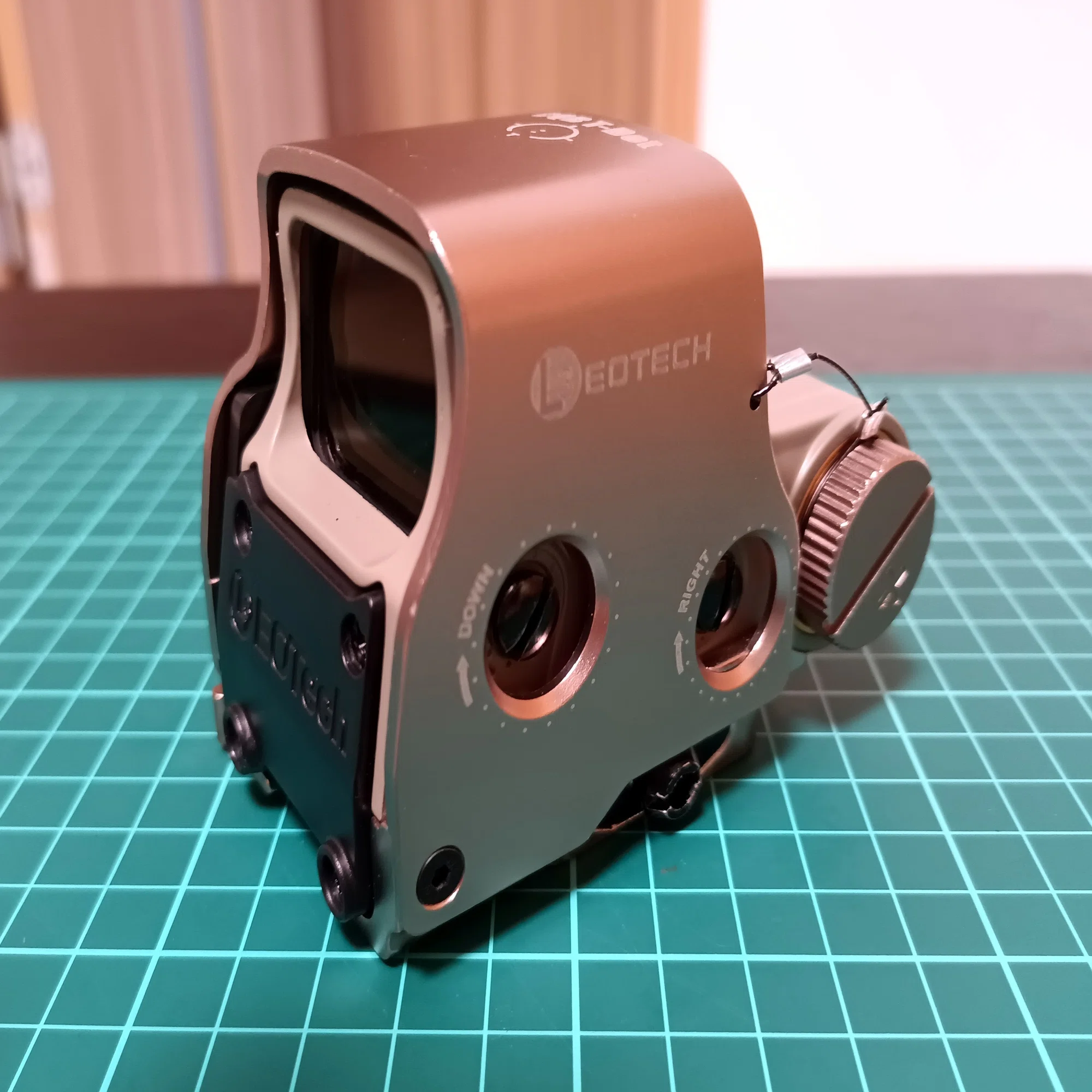 EOTech EXPS3 TANカラー レプリカ レビュー｜桜 ゆいの「サバゲー 