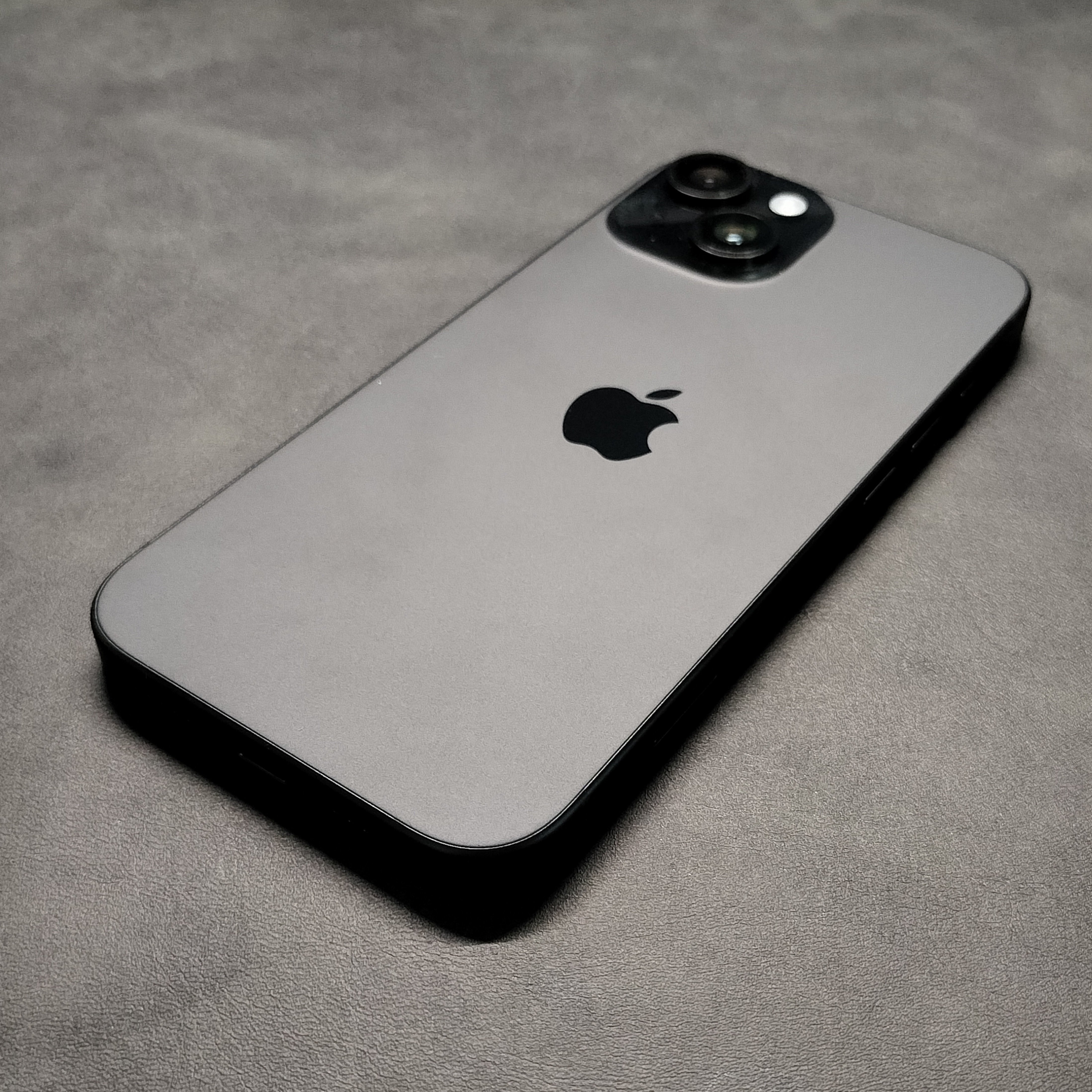 iPhone 15 (無印モデル)を買いました。|MADAKURO@ボカロP iPhone 15 (無印モデル)を買いました。|MADAKURO@ボカロP