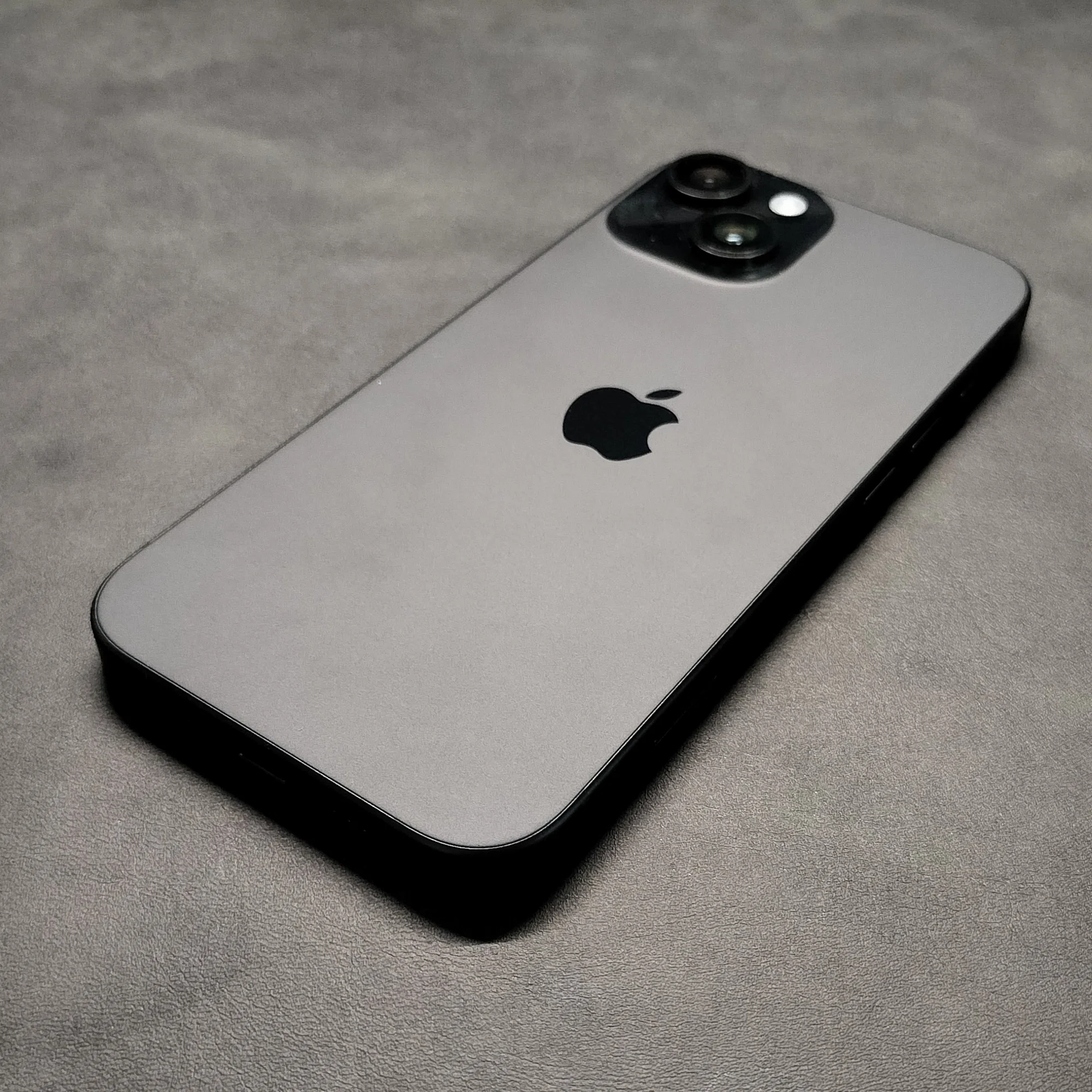 iPhone 15 (無印モデル)を買いました。｜MADAKURO@ボカロP