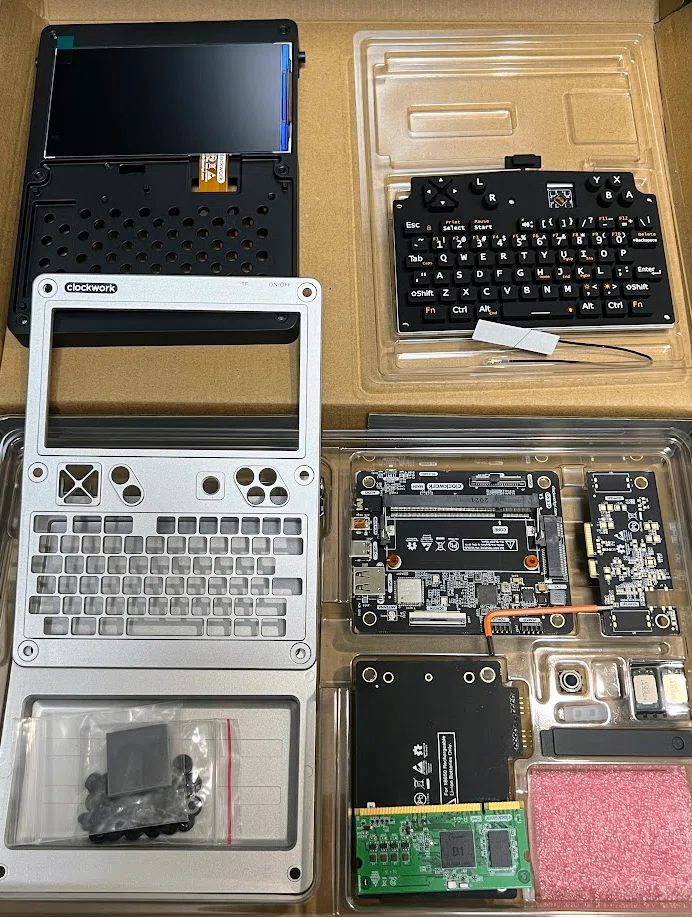 uConsole(R01)が来たよ！！｜神楽坂らせん