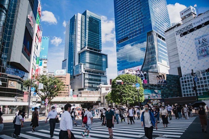 渋谷駅ハチ公口前のスクランブル交差点