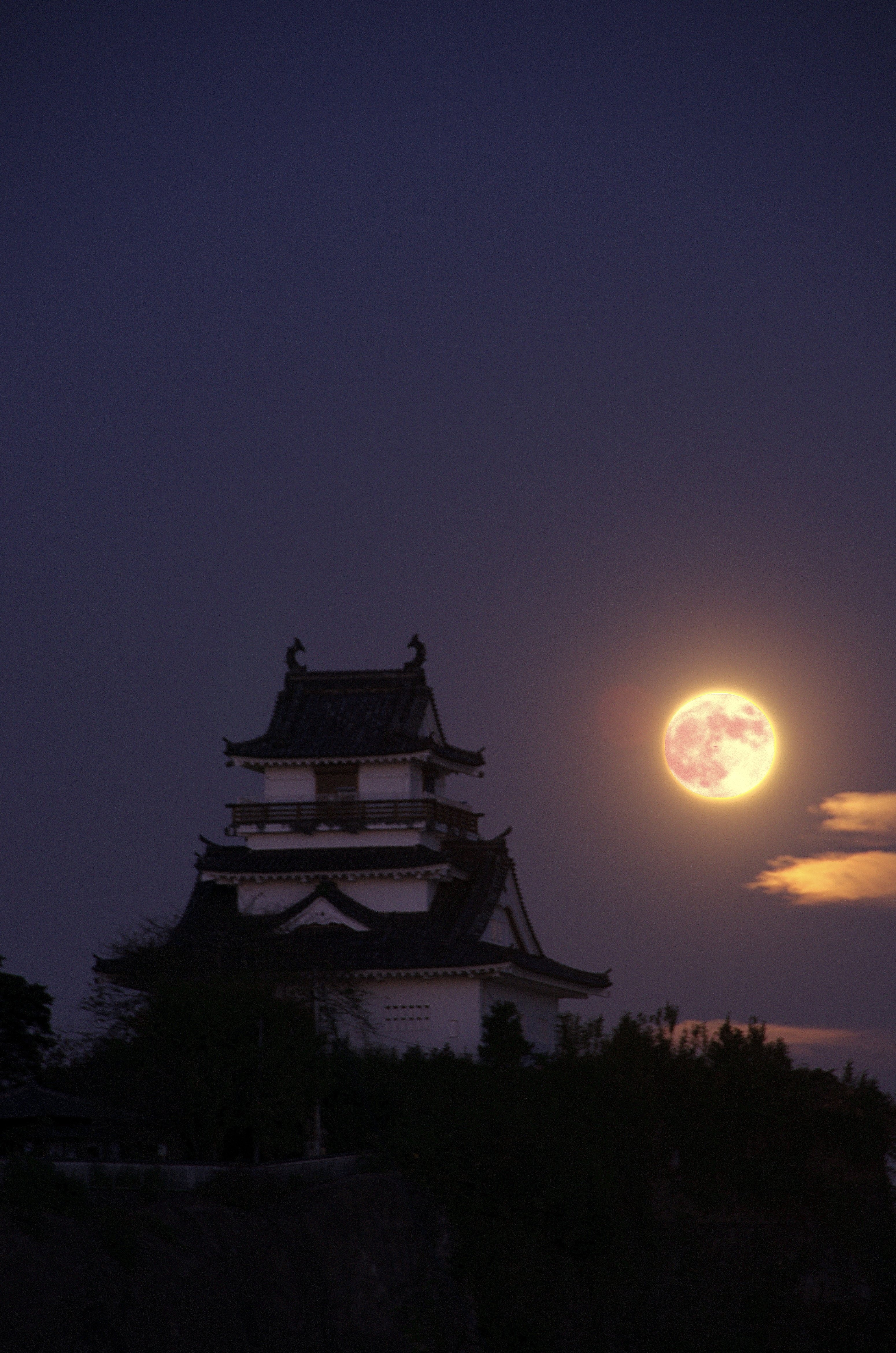 月が一番美しい夜、中秋の名月｜やまぐちさん