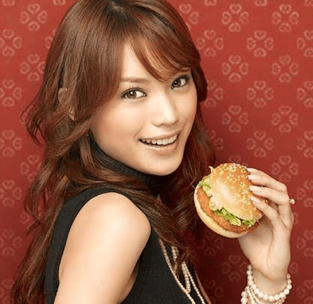 【値段交渉可】蛯原友里 特大ポスター マクドナルド えびフィレオ 激レア Welcome to McDonald's Japan