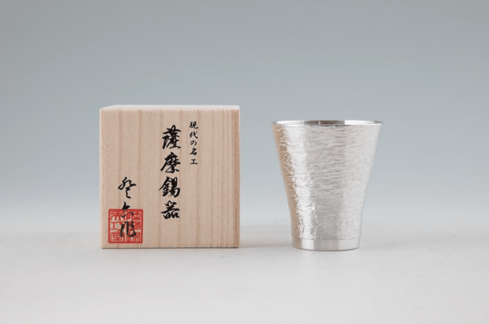 熟練の職人が心を込めてひとつひとつ手仕上げ。匠の技が光る伝統工芸品