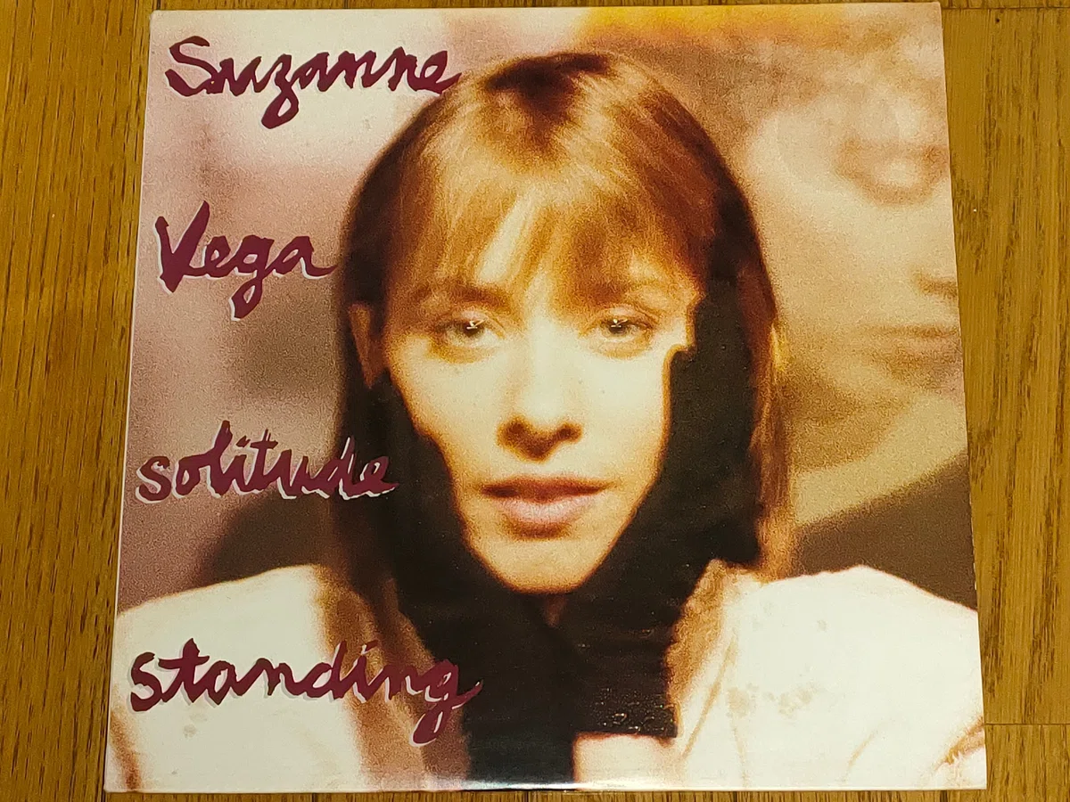 Solitude Standing】(1987) Suzanne Vega 80年代に登場した 