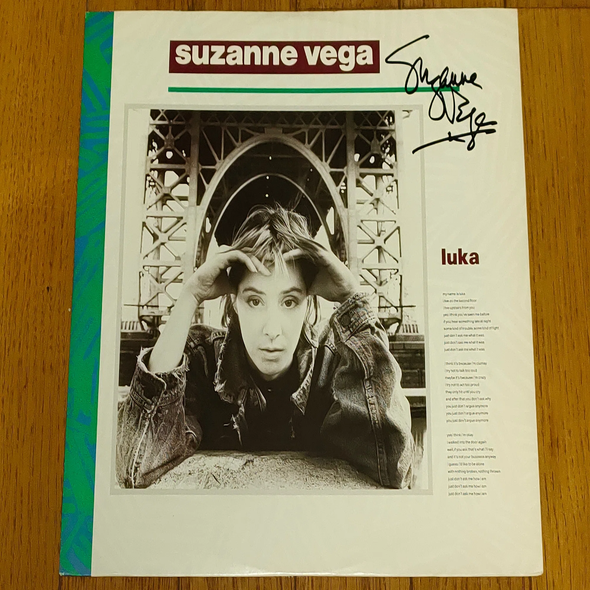 Solitude Standing】(1987) Suzanne Vega 80年代に登場した 