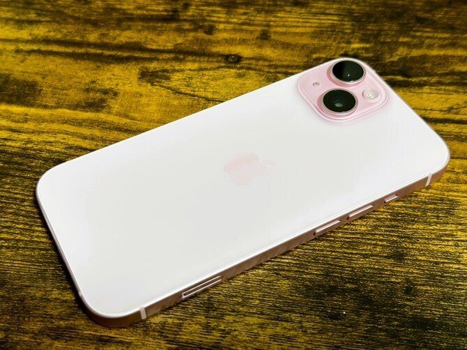 iPhone 15 ピンク 128GB」がやってきた！開封の儀からデータ移行