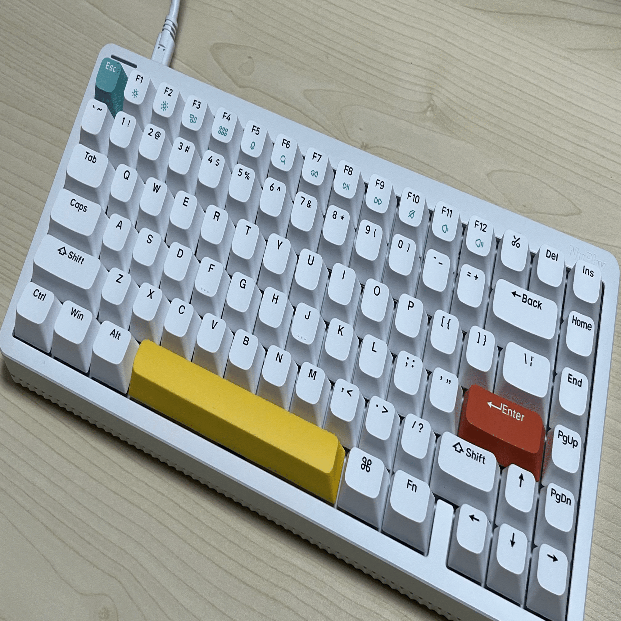 はじめてメカニカルキーボードを買いました【NuPhy Halo75】｜ユキちゃん