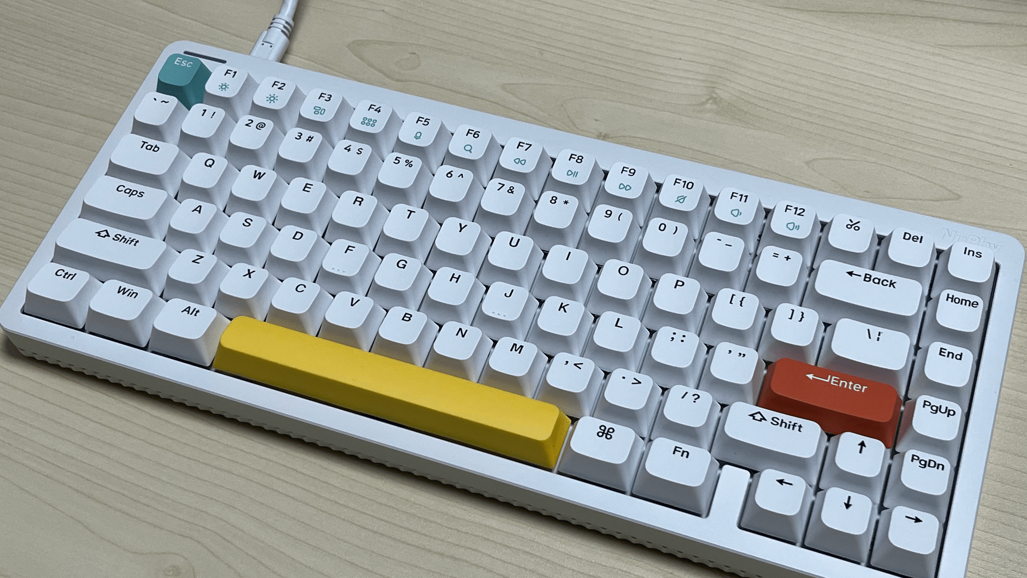 はじめてメカニカルキーボードを買いました【NuPhy Halo75】|ユキちゃん はじめてメカニカルキーボードを買いました【NuPhy Halo75】|ユキちゃん