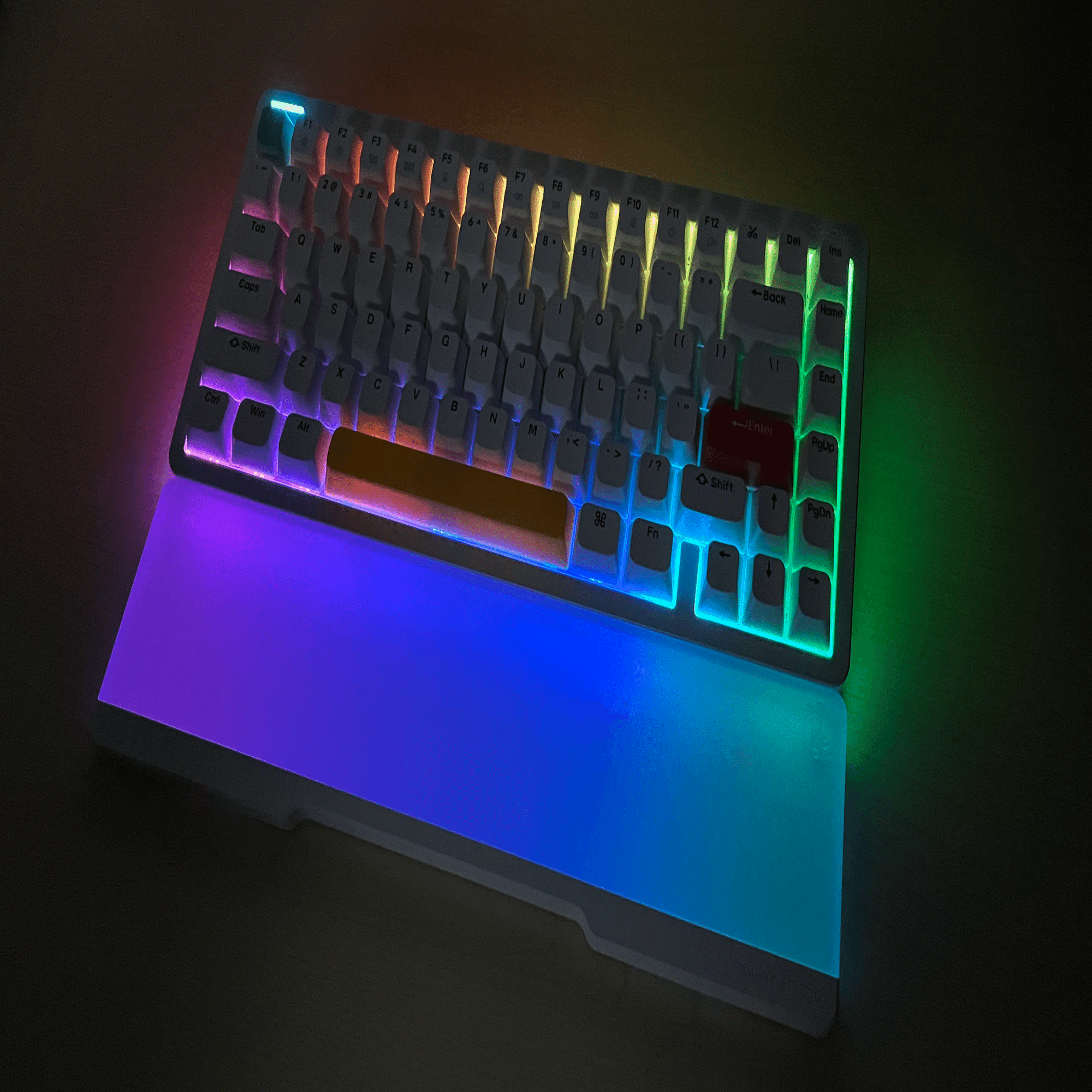 はじめてメカニカルキーボードを買いました【NuPhy Halo75】｜ユキちゃん