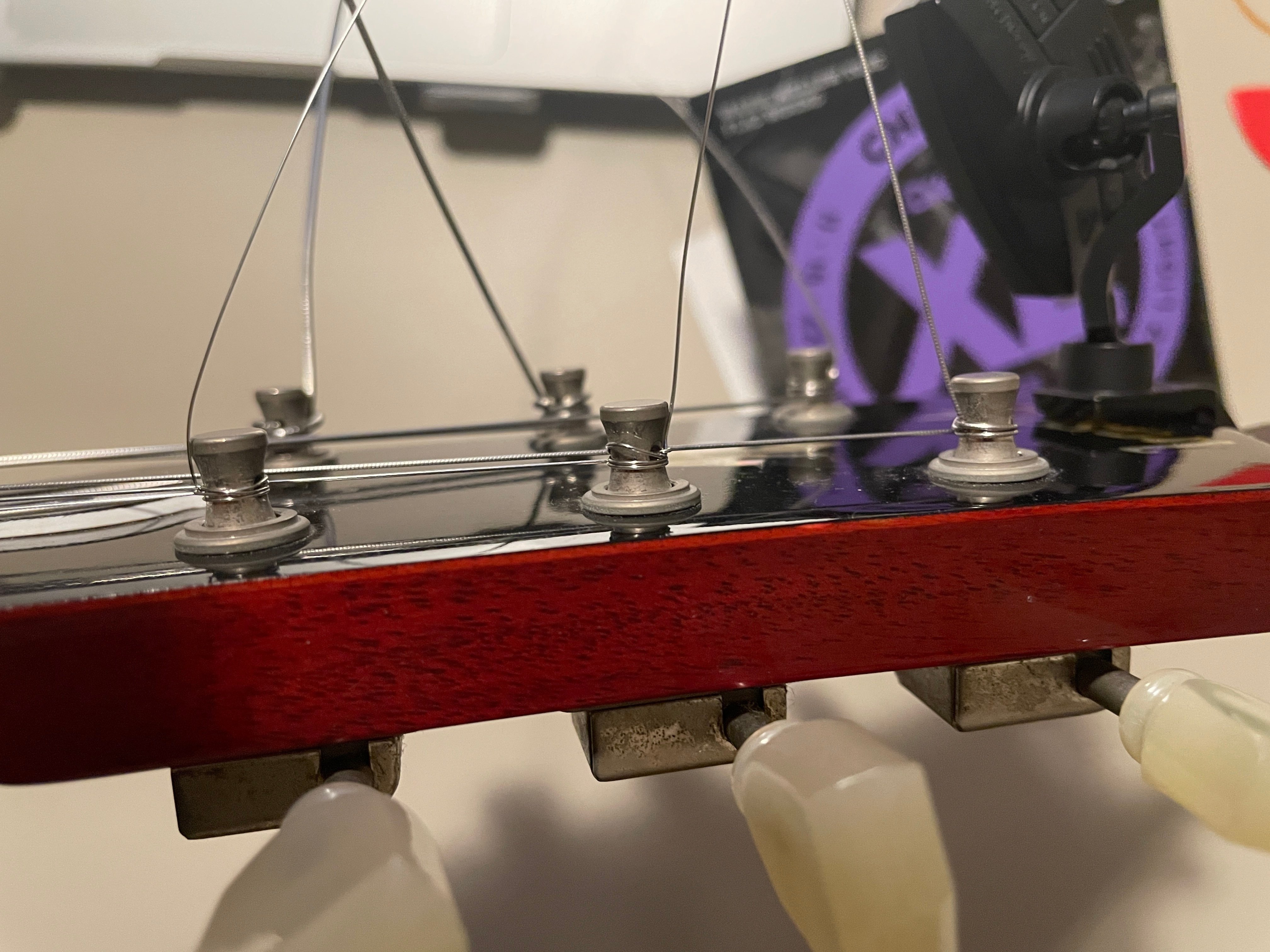 D'Addario ECG24を試してみた（011、フラットワウンド弦、3弦巻き弦