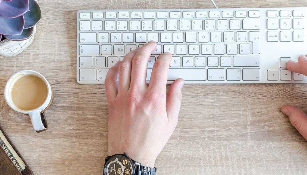 Webライターがすすめる有線式のキーボード