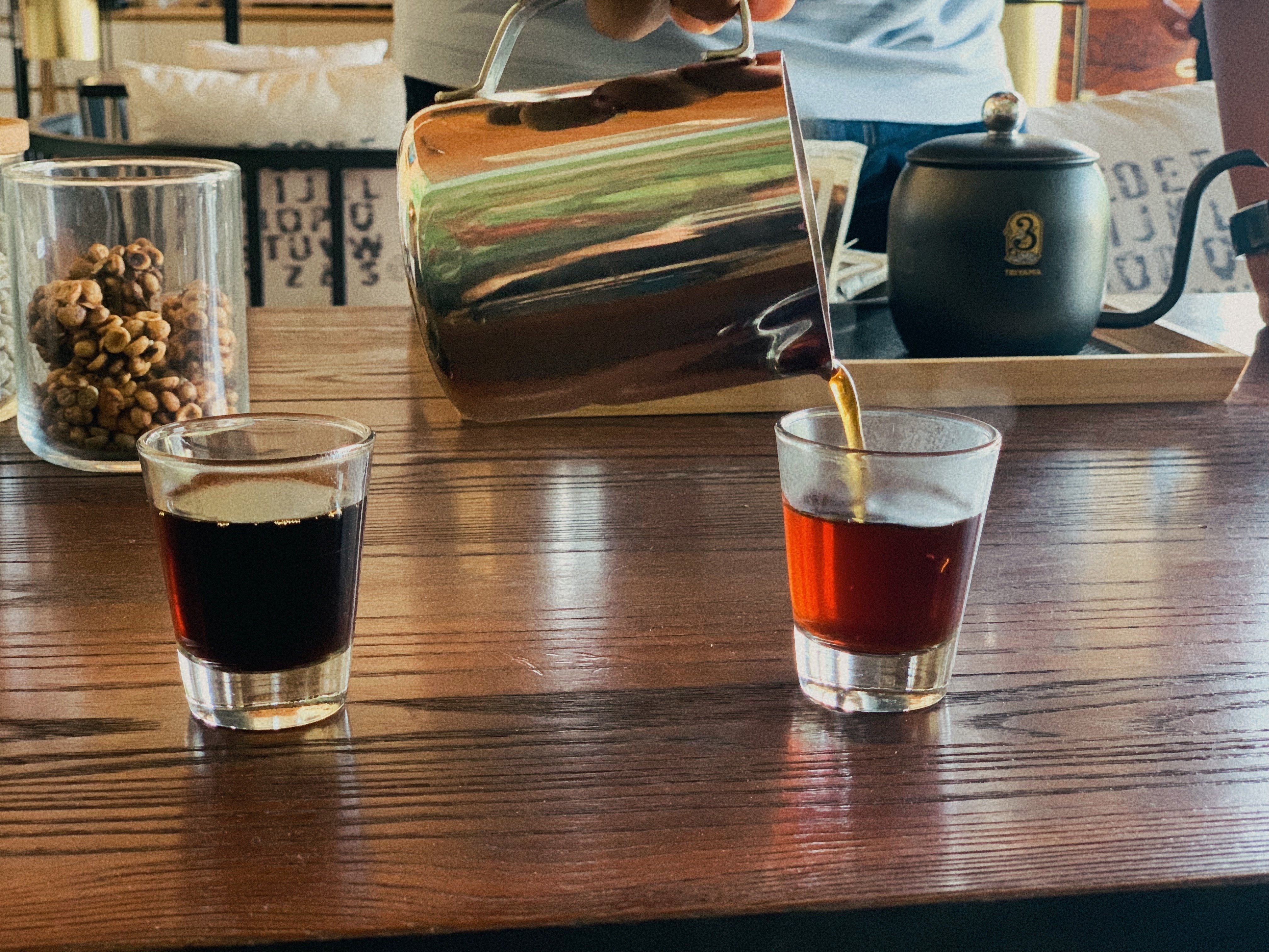 インドネシアで高級ジャコウネココーヒーのお店に連れて行かれた話｜mayu