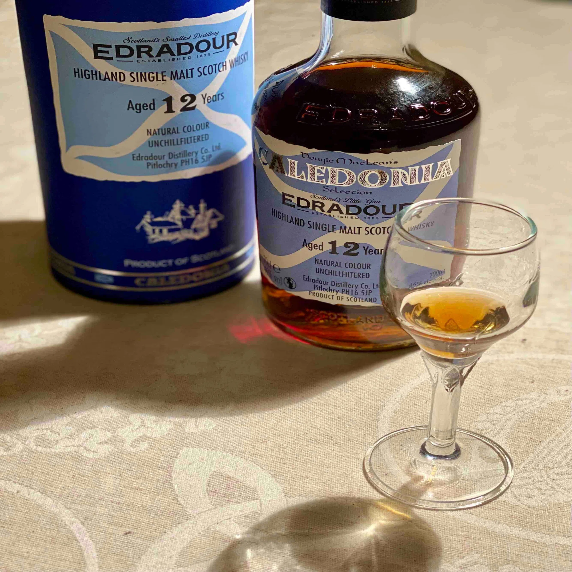 舌にまとわりつく Edradour エドラダワー Caledonia カレドニア 12年｜山林