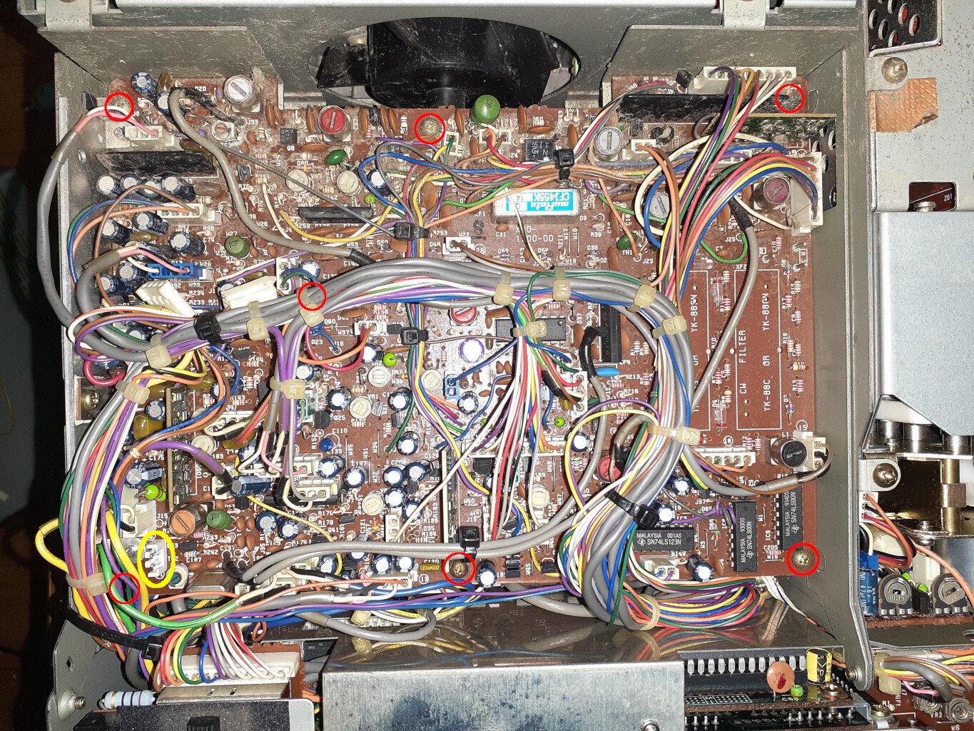 Kenwood TS-440Sにフィルターを装着する｜K. -h. I.