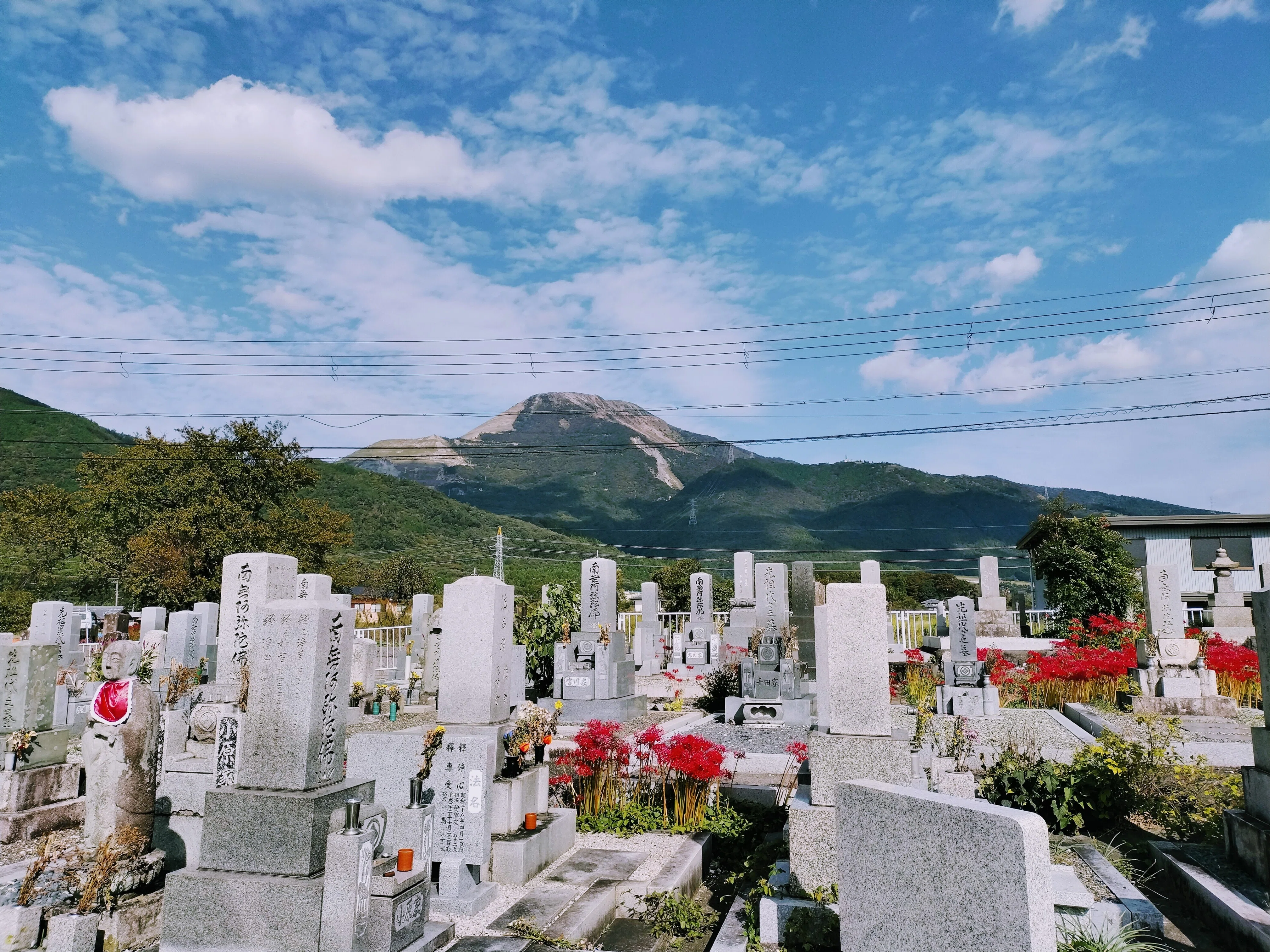 湖北の風景20 皇后塚古墳｜アトリエトモコ