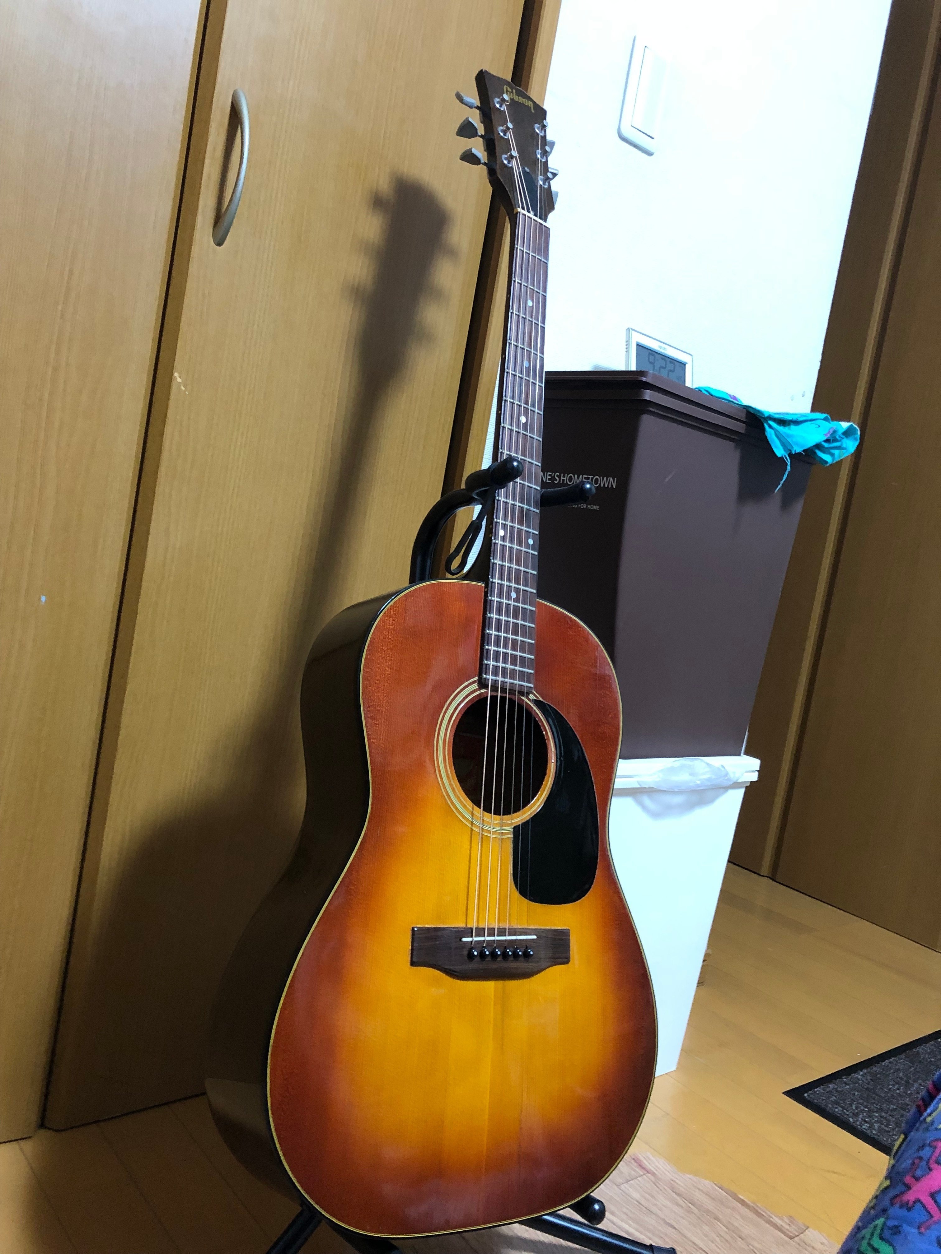 ギターの話 Gibson B-25- Deluxe 1974年製｜（花鳥風月）ikesan