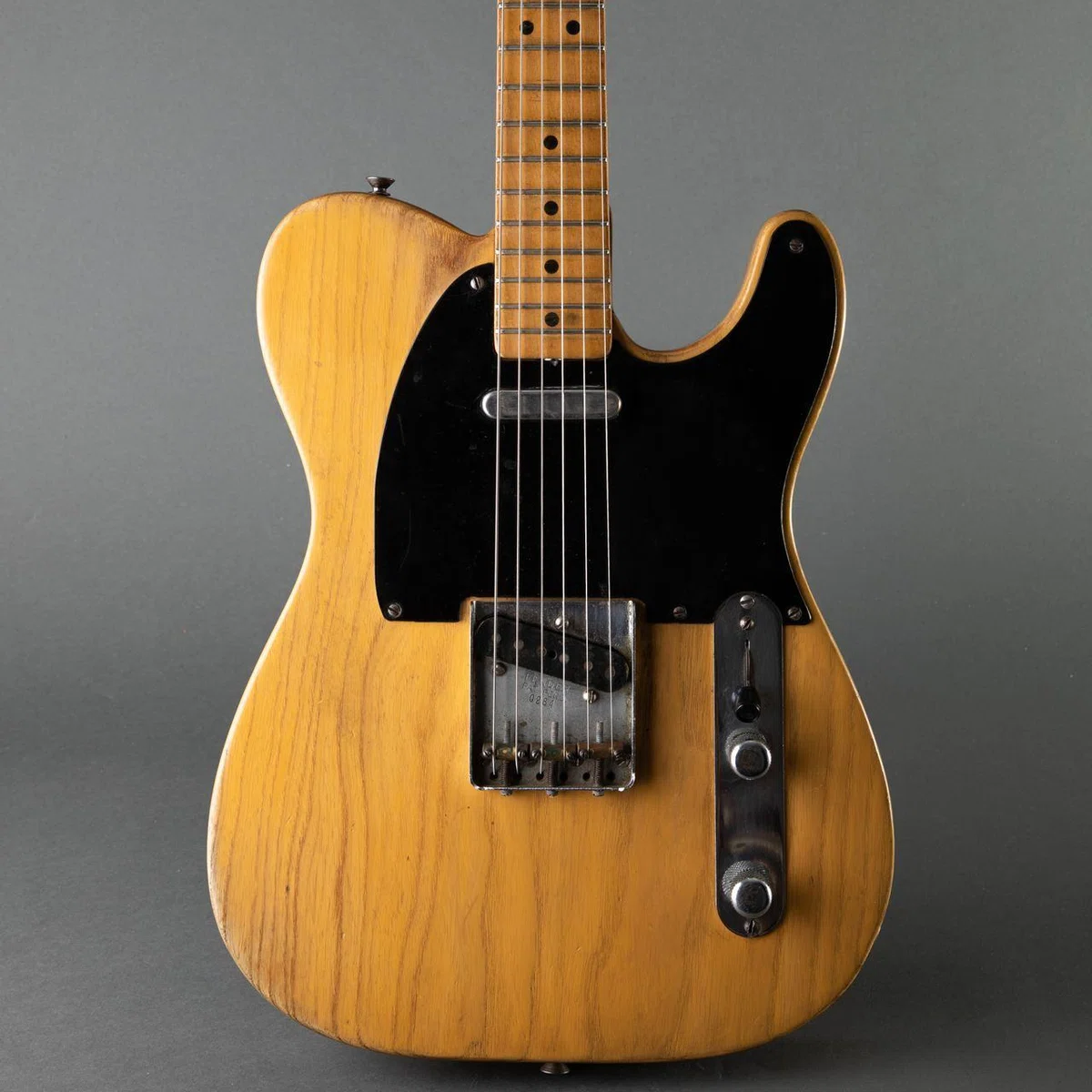 ギター雑学② FENDERギターのネックグリップについて｜Rockfish