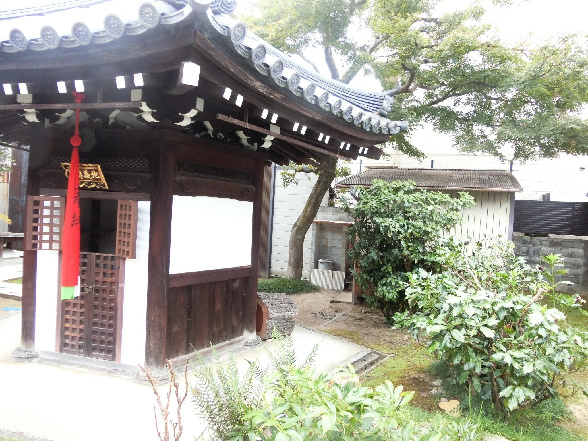 信濃善光寺の阿弥陀如来分身「新善光寺/徳林院」奈良から引っ越し