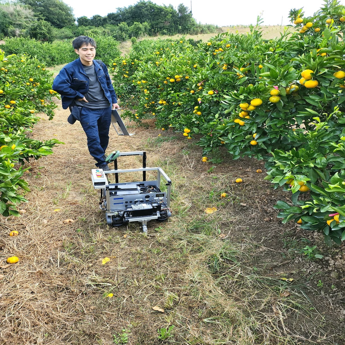 浜松市三ヶ日みかん農園でのロボット実験｜寺島みずひと(Terashima