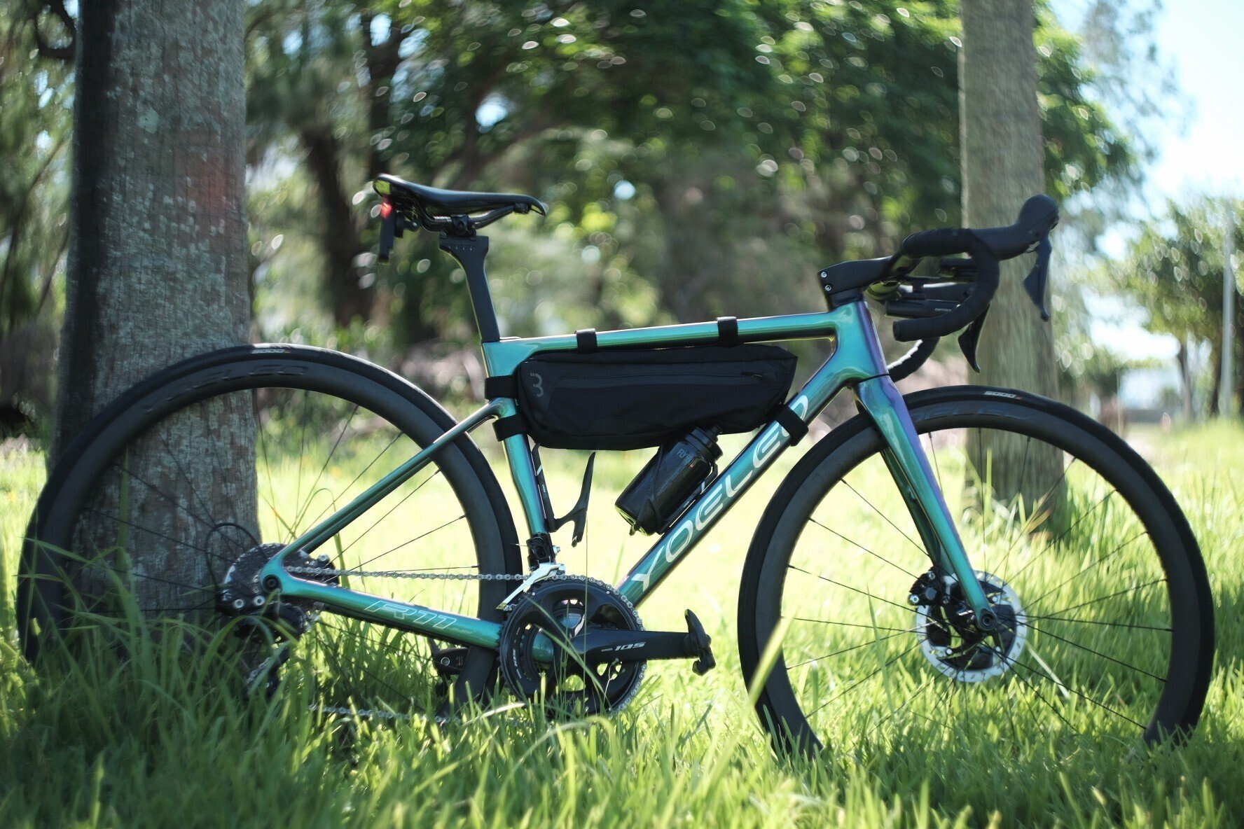 ロードバイクとフレームバッグの相性が良すぎたので泣きながらオススメ