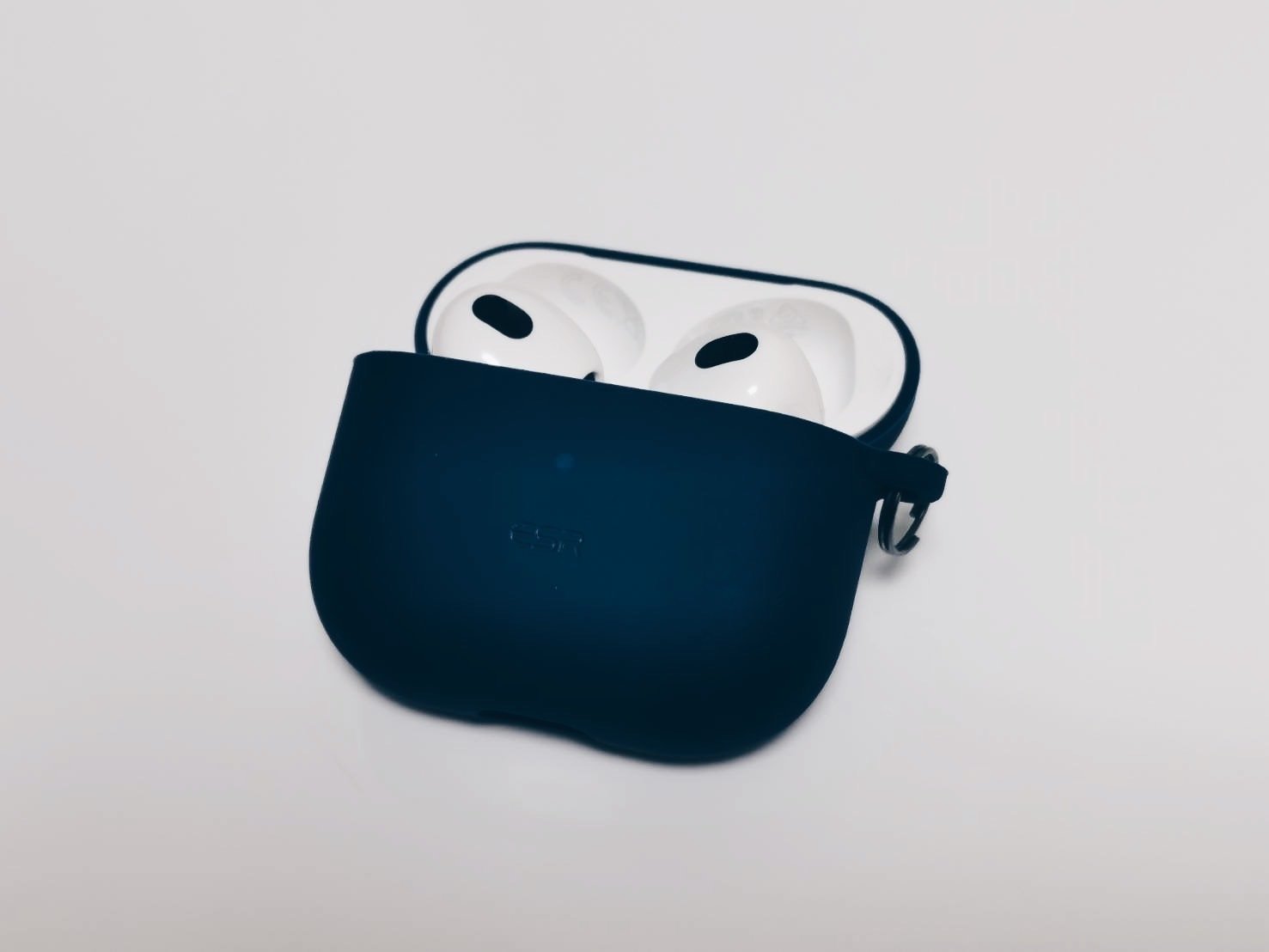 AirPods(第3世代)購入後2年経過。改めてレビュー、使用感｜会社