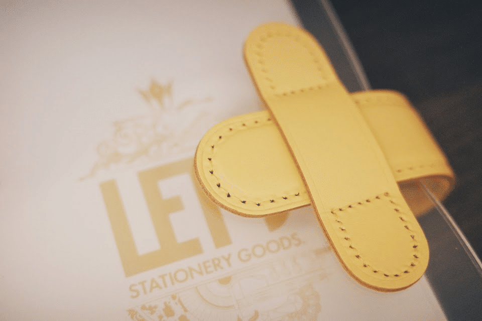 システム手帳沼:LETS STATIONERY GOODSのクリアシステム手帳｜わちゃ