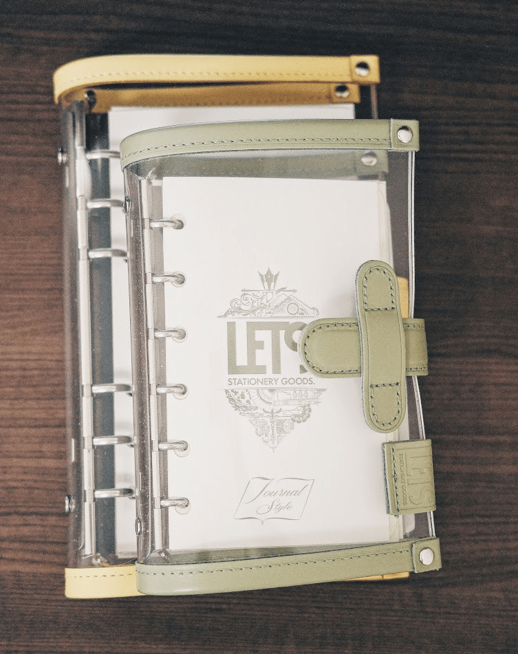システム手帳沼:LETS STATIONERY GOODSのクリアシステム手帳｜わちゃ