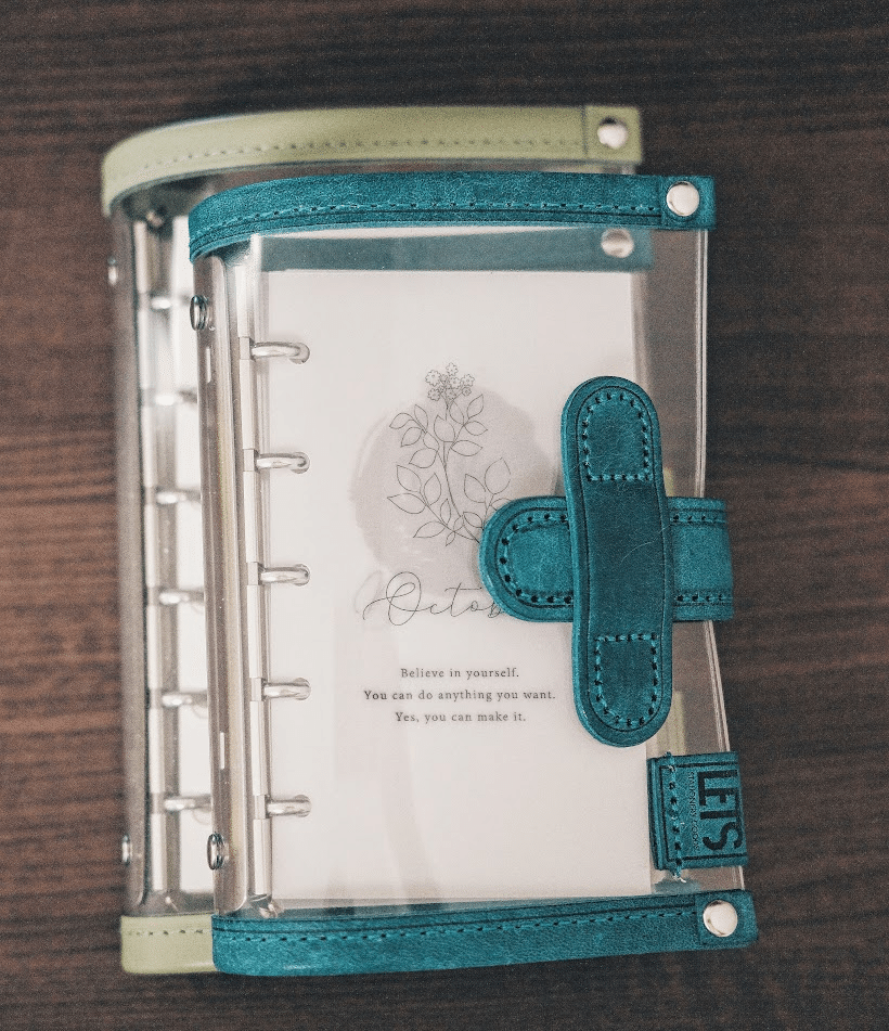 【本日限定】LETSシステム手帳 侘茶 M5 LETS×JournalStyle クリアシステム手帳 M5 13㎜ ターコイズ