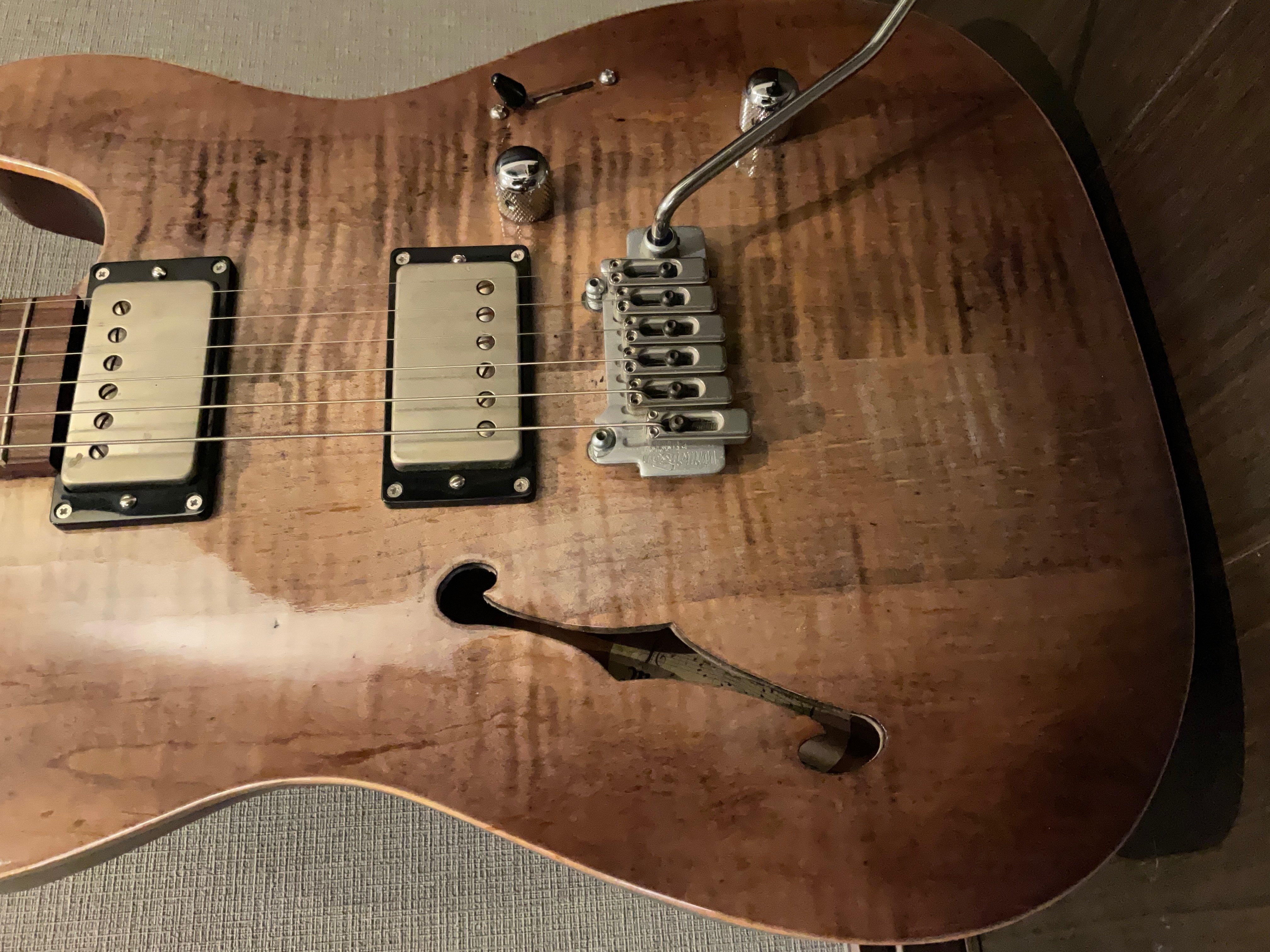 grassroots ストラトタイプアルニコピックアップ肉厚トレモロ