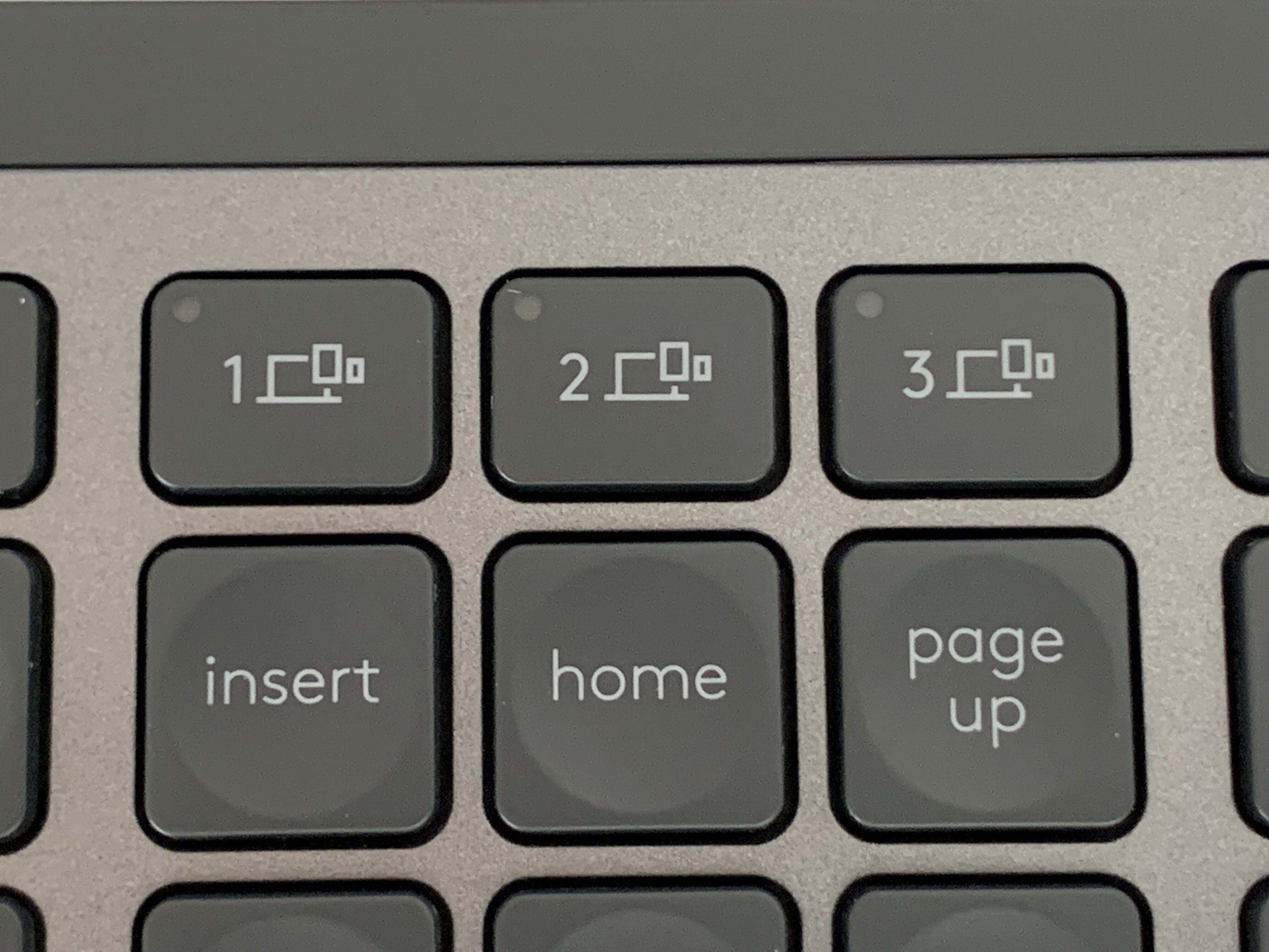 logicool（ロジクール） の MX Keysは私上最良のキーボードでした