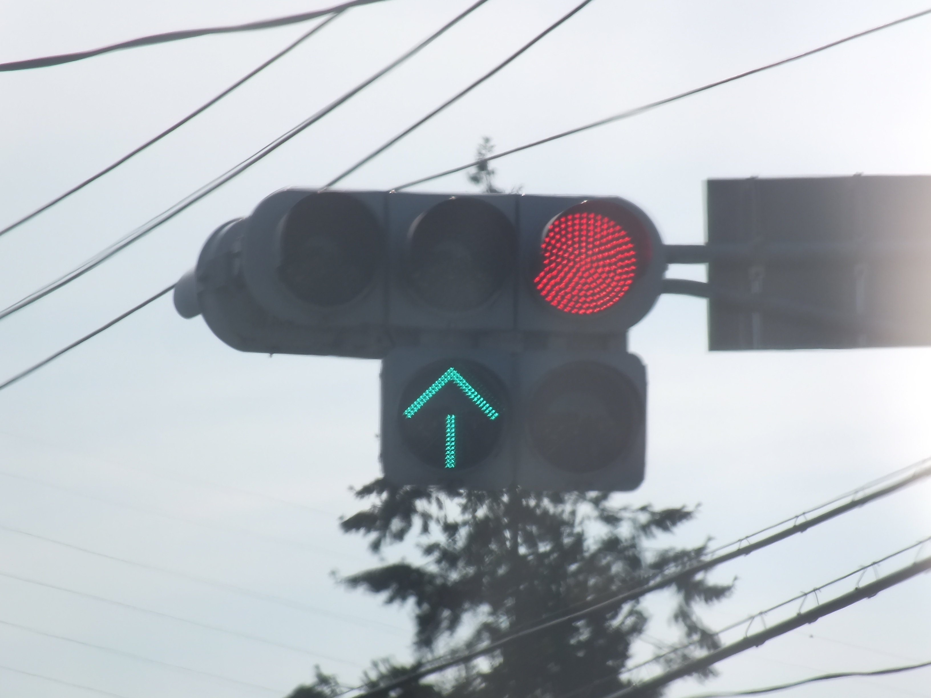 東松山-282】信号電材厚型LED＋コイトT直進・右折矢印灯 in 東松山市上