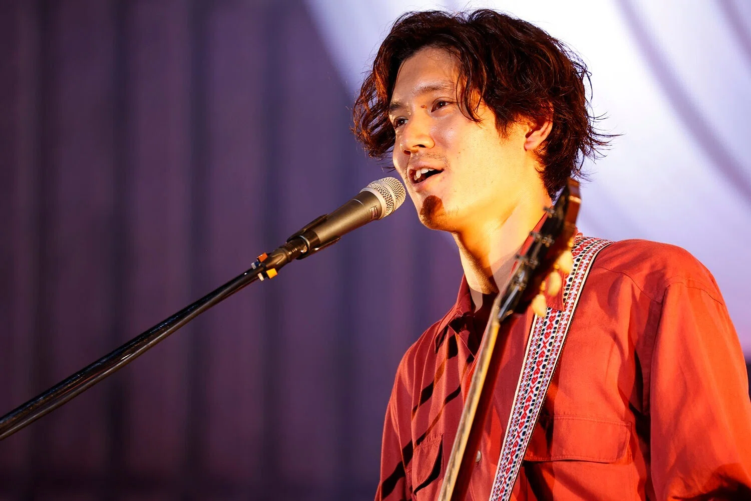 デビュー50周年を迎えた夏木マリが、野音での一夜限りの熱い音楽の祝祭