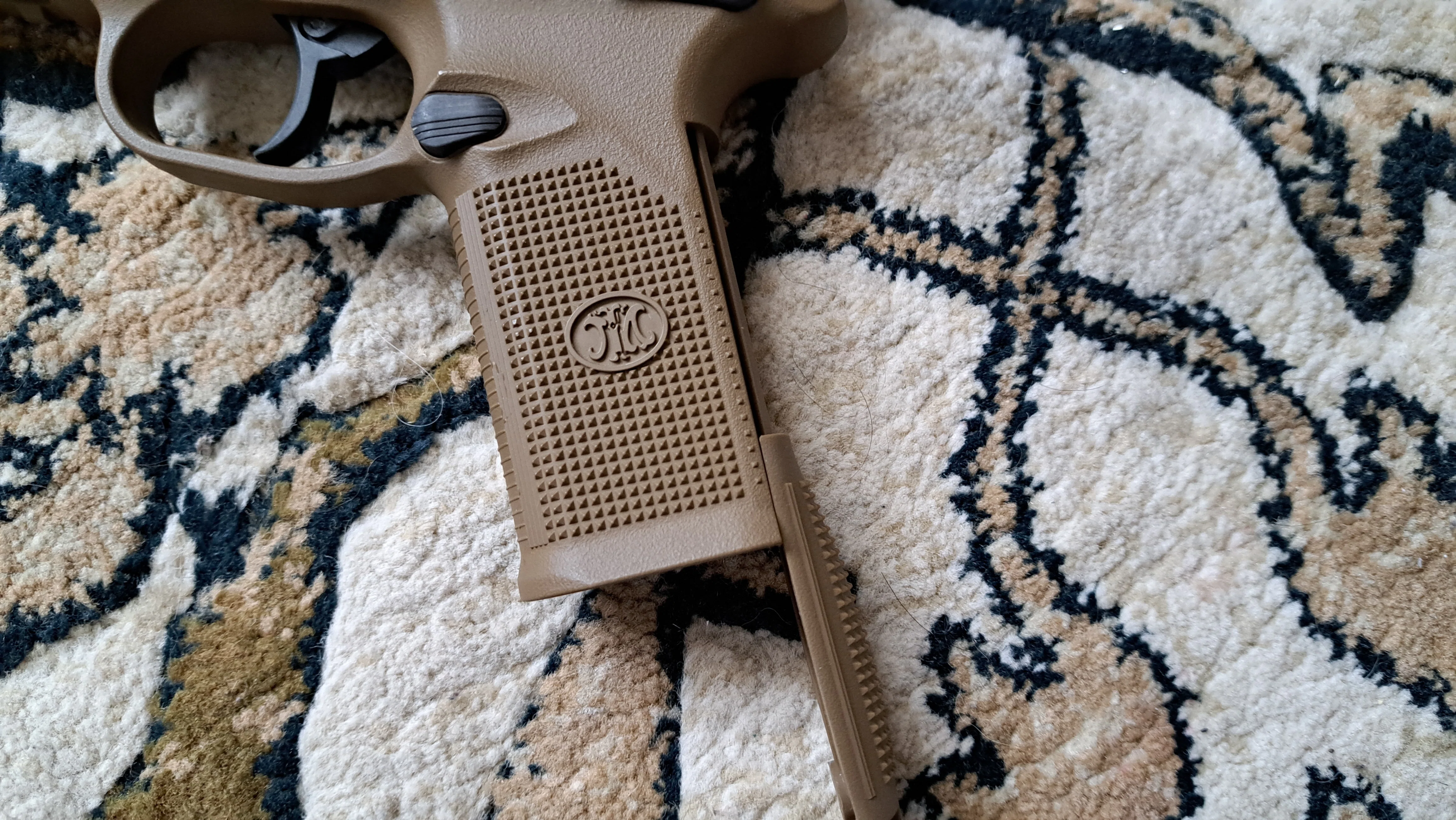 マルイ FNH FNX-45 Tactical れびゅ｜郭公