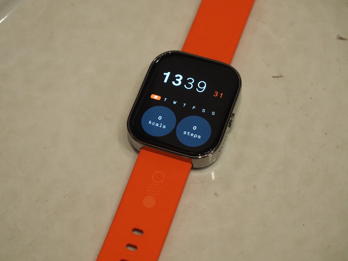 スマートウォッチ入門の最適解 CMF by NothingのWATCH PROの素晴らしい 