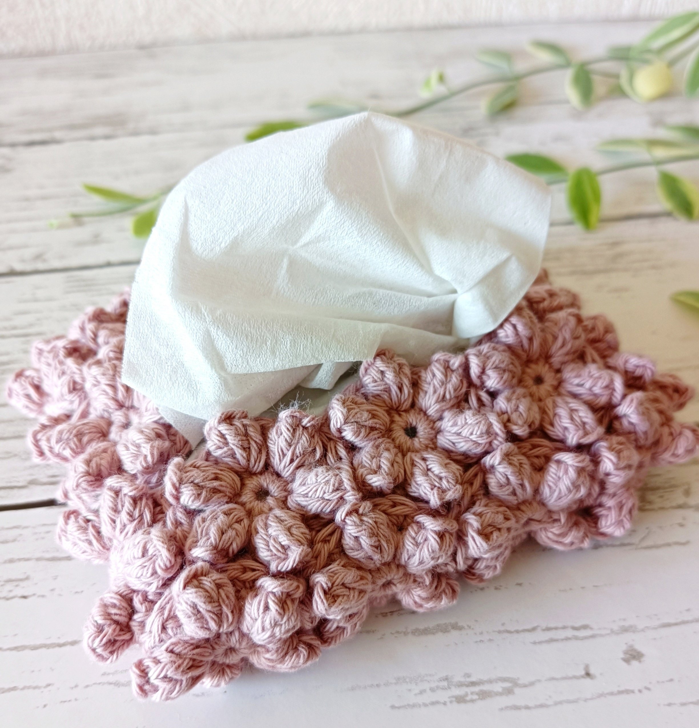 【ここ】薔薇のお花モチーフ付きティッシュボックス☆ハンドメイドレース編み hqdefault.jpg