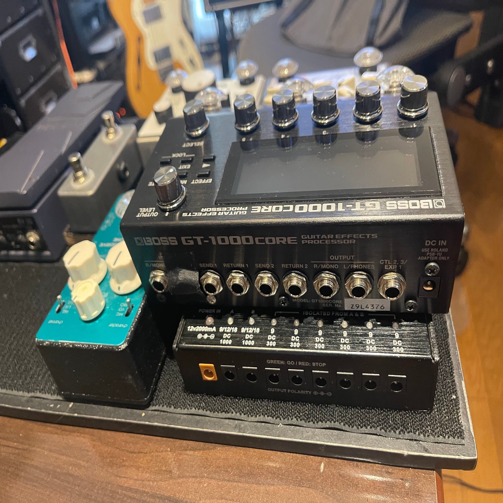 ほぼ未使用保管品】BOSS GT-1000CORE エフェクター （BOSS ( ボス ) GT  