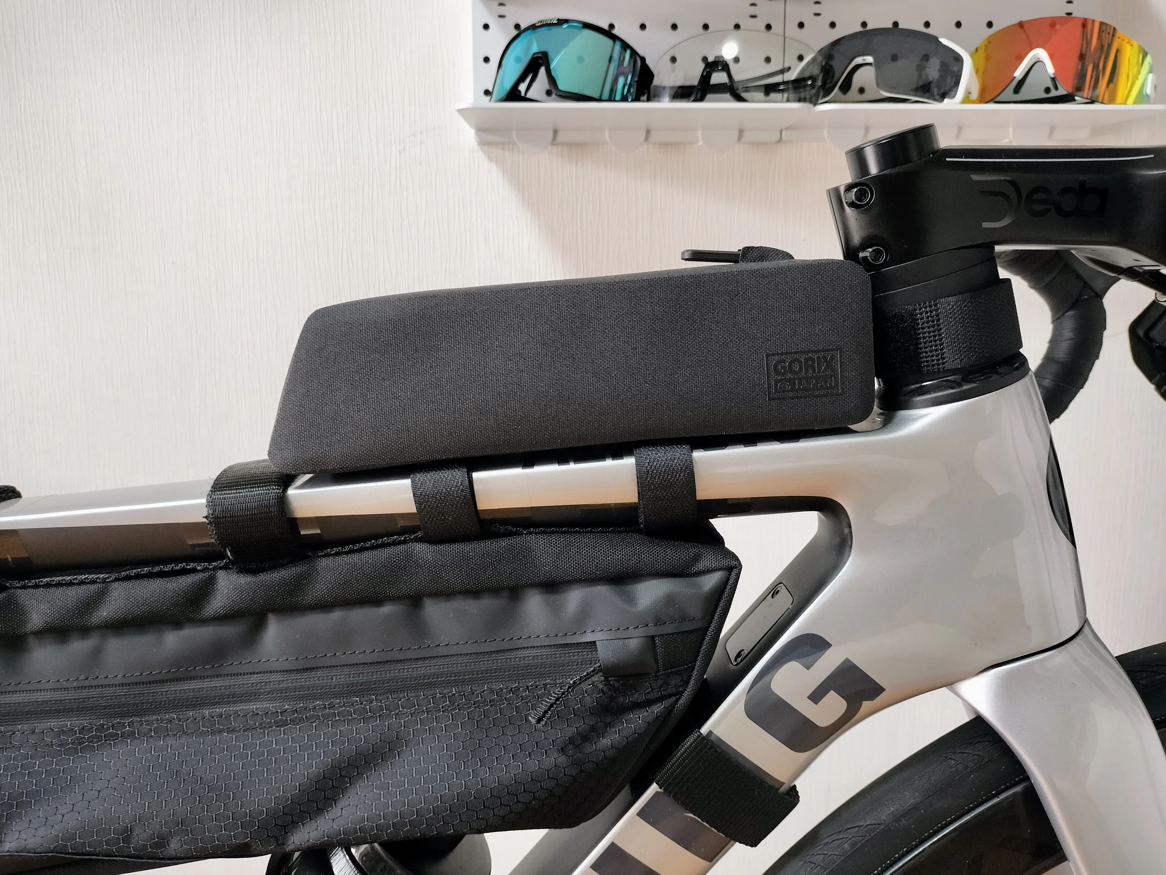 未使用 アピデュラ RACING TOP TUBE PACK 0.5L 未使用 アピデュラ RACING TOP TUBE PACK 0.5L