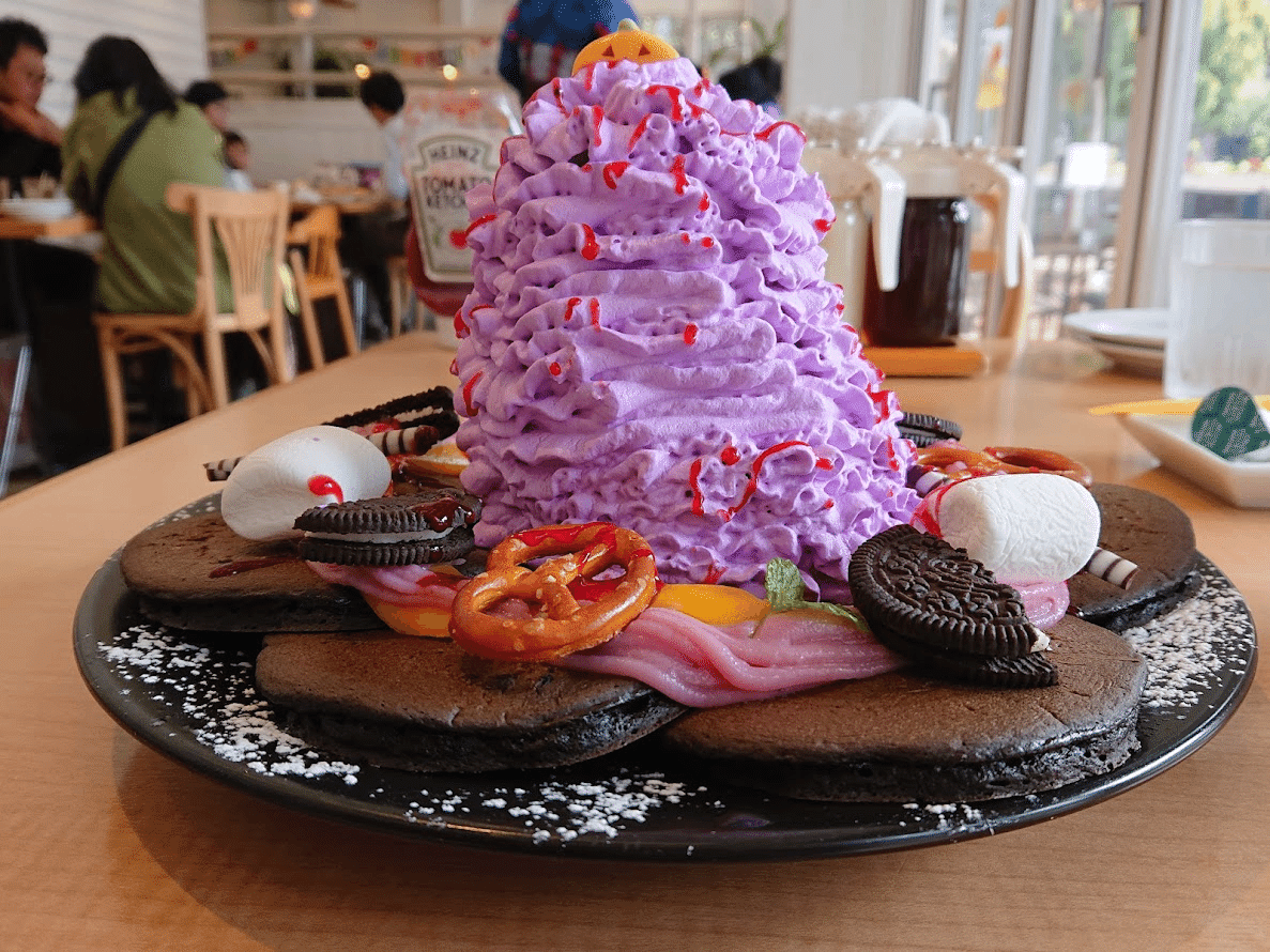 エッグスンシングス】ハロウィンパーティーパンケーキを食べてきました