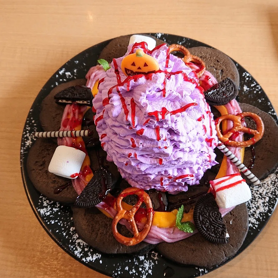 エッグスンシングス】ハロウィンパーティーパンケーキを食べてきました