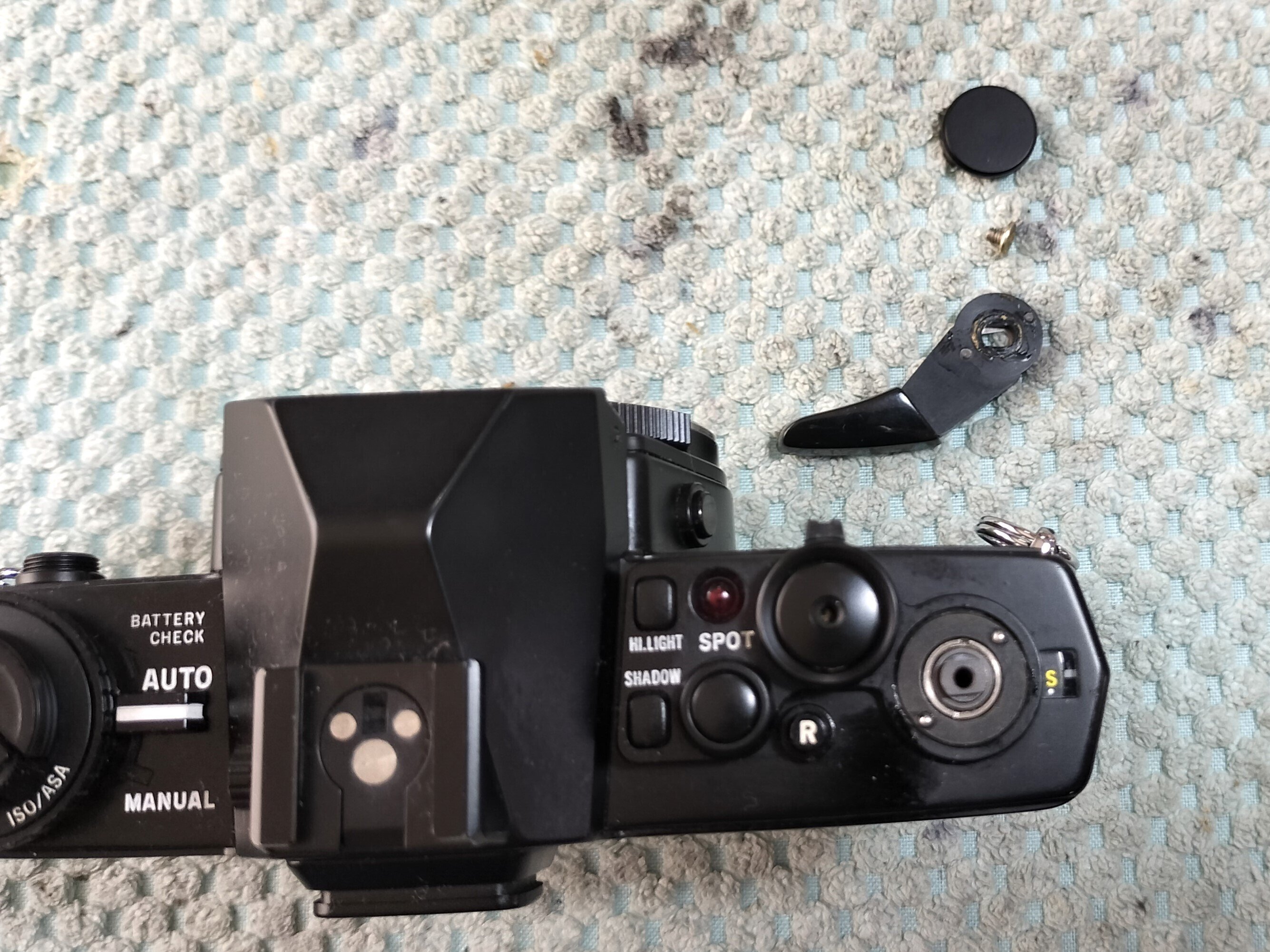 Olympus OM-4, OM-4Tiの分解|フィルムカメラ修理のアクアカメラ Olympus OM-4, OM-4Tiの分解|フィルムカメラ修理のアクアカメラ