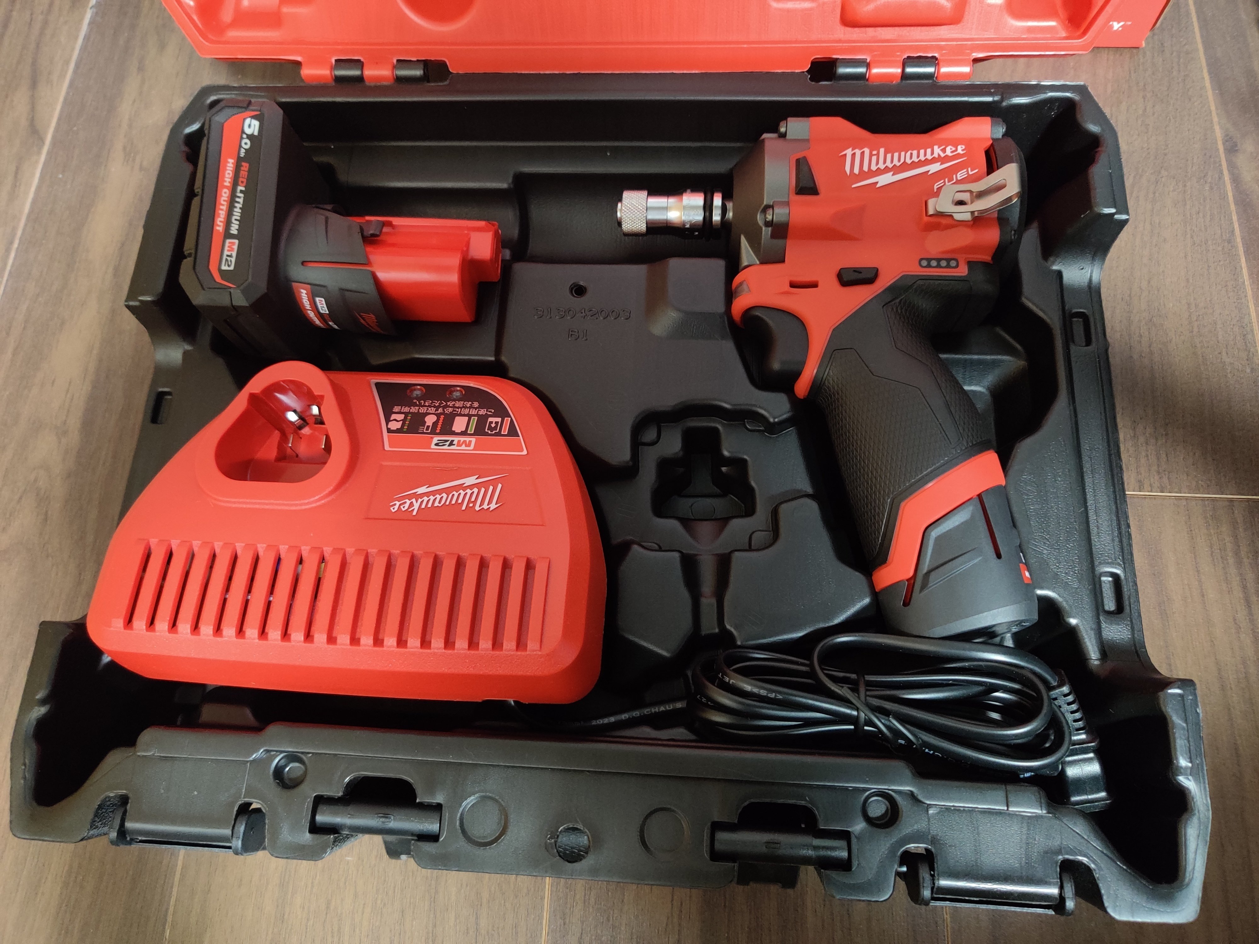 工具 ミルウォーキー 3 / 8 x 25 ft.インナーコアカップリングケーブルwith Rustguard 日本正規品 ミルウォーキー M12 FUEL 3⁄8インチ542Nmインパクトレンチ