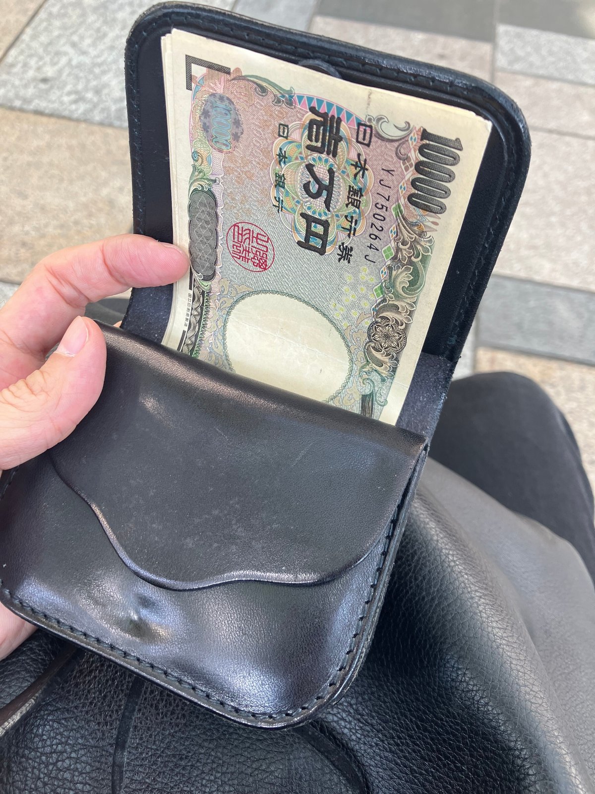 ゴローズ小銭入れ財布 向かい合っ 