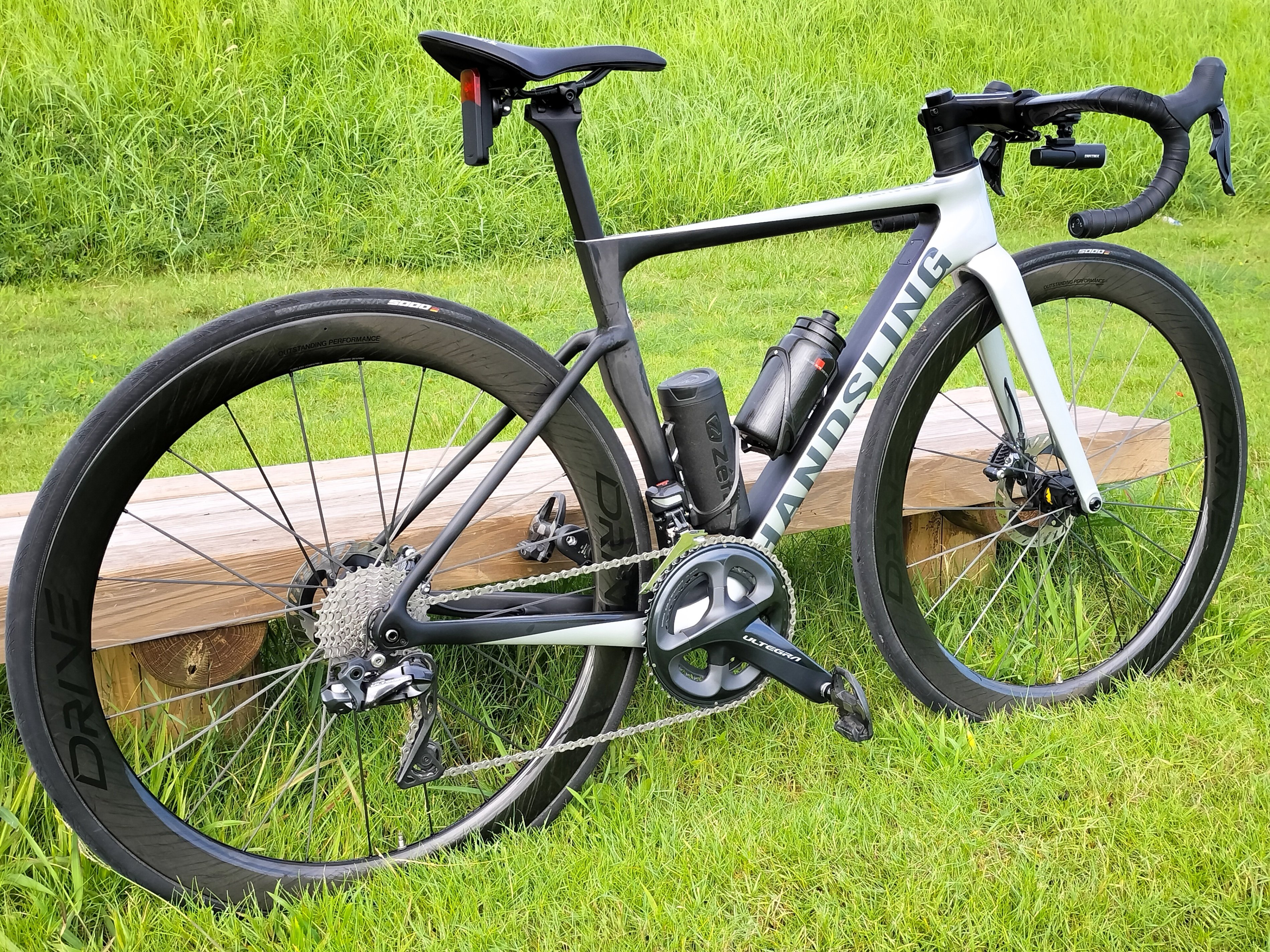 インプレ】ディープリムなのに超軽量。Elitewheels DRIVE 50Dを インプレ】ディープリムなのに超軽量。Elitewheels DRIVE 50Dを