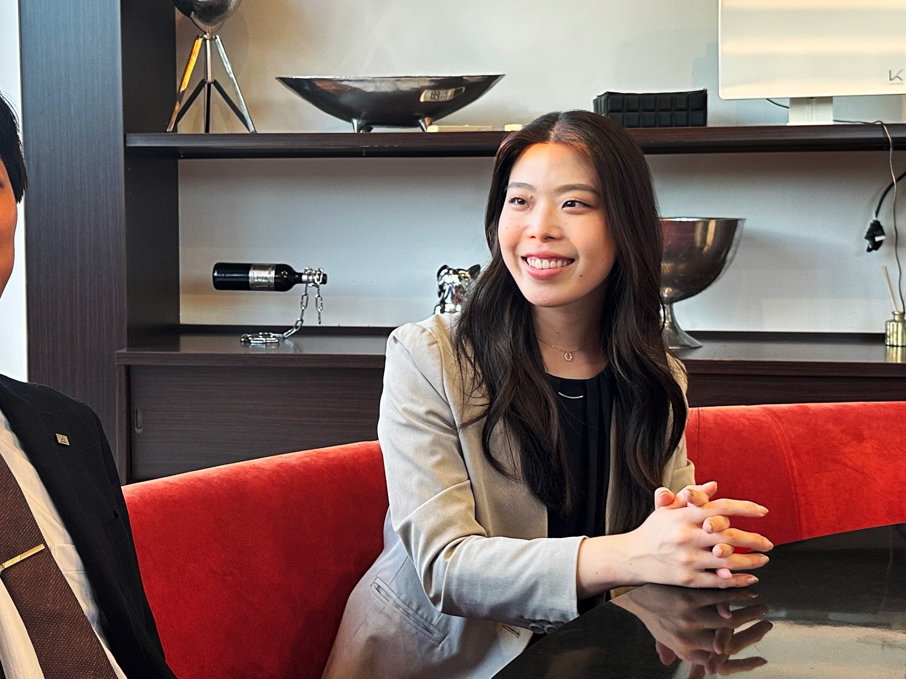 フロア内で笑い声が飛び交うのは日常茶飯事⁉ 入社5年目！同期座談会