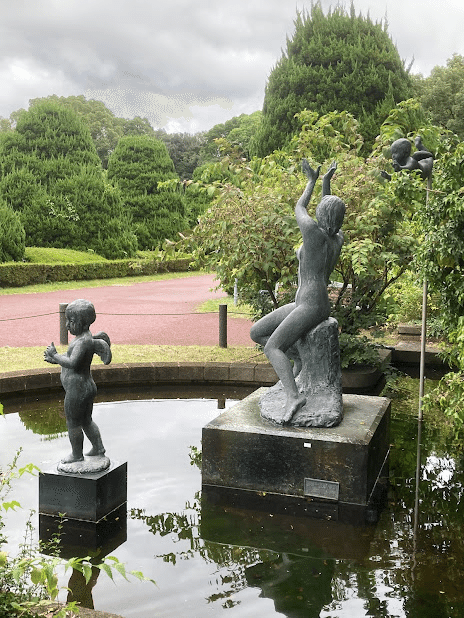 ジェフ・フレミング ビッグスカイ 手彫り木製クマ像彫刻 アンティーク 希少 wooden bear / アンティーク木彫りのくま スイスベルン | cocon