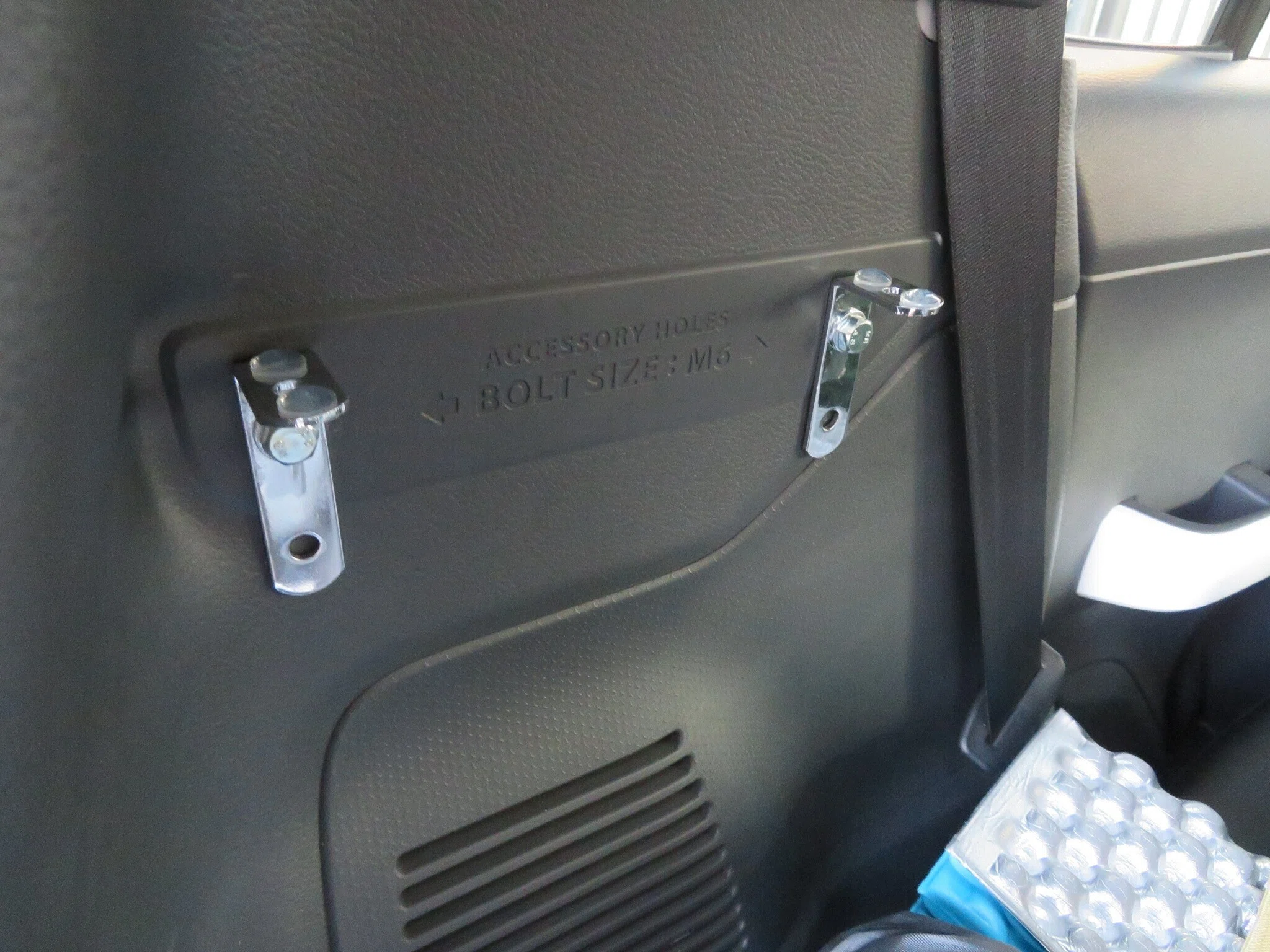 車DIY】ラゲッジボードを付けてみた（作ってみたとは言ってない）｜シグナ