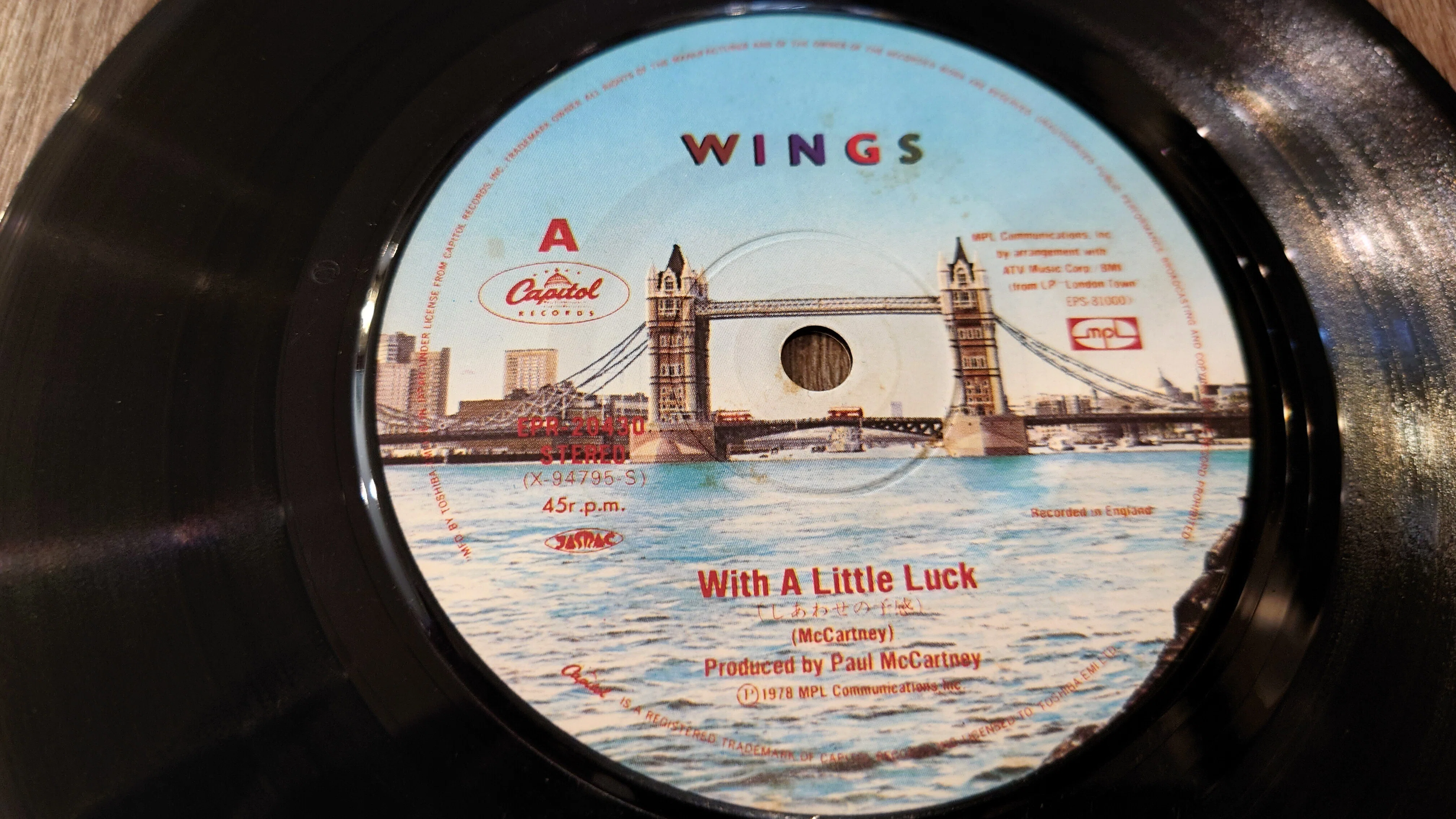 7-inch Record Specialty Shop Notes 377: Label Design｜タカヤマ 元