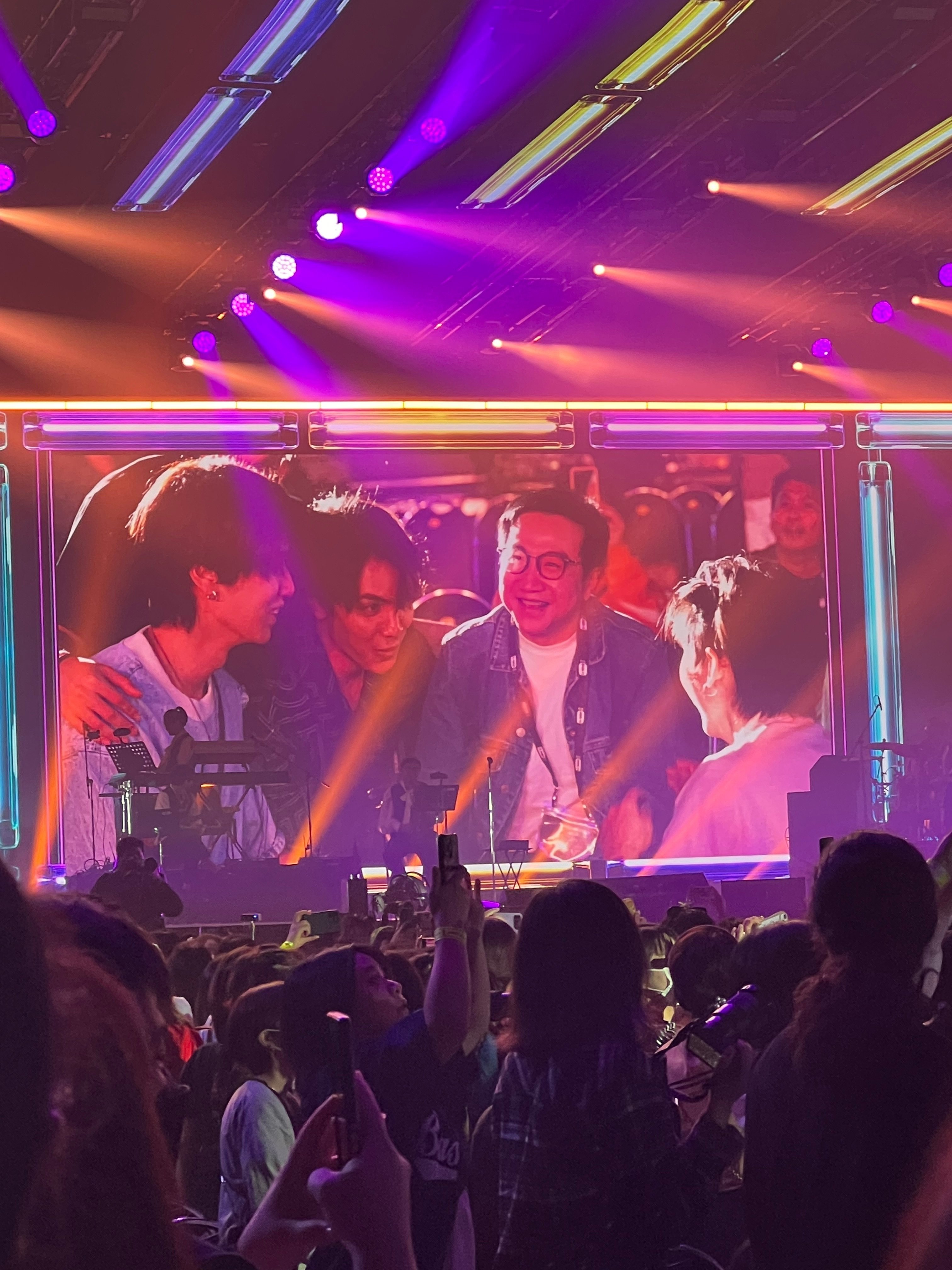 タイ旅🇹🇭5日目② THE KRIST ELEMENTS コンサート＋千星？｜さぁ