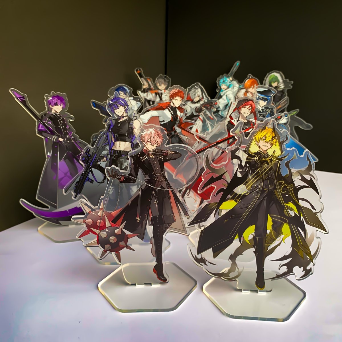 あたたかくなるグッズが、届いて嬉しいので、バトルアクリルスタンドの  